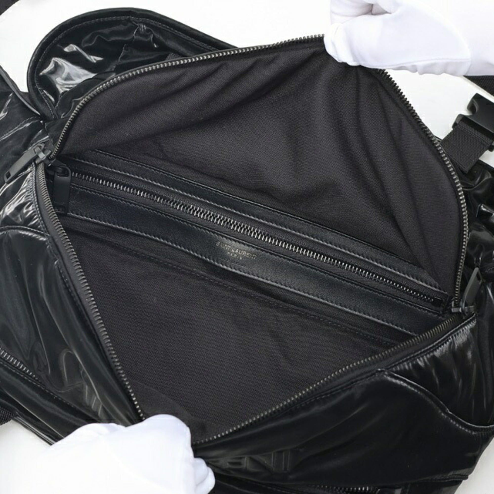 Saint Laurent Paris Saint Laurent body bag, model 758258, nylon, black. Size ONE SIZE - 6 Thumbnail