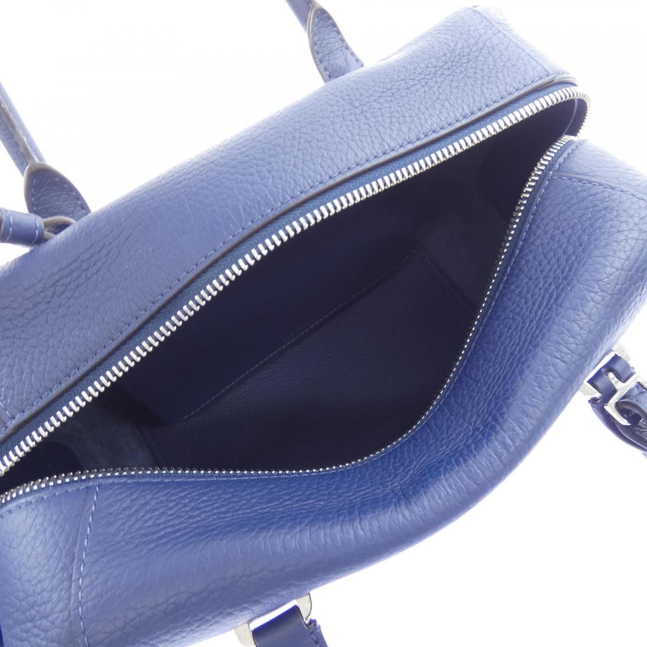 Delvaux Delvaux Delvaux Cool Box Taurillon Soft Bag Leather Handbag AA0662AQY DUTY FREE for USA Size ONE SIZE - 6 Thumbnail