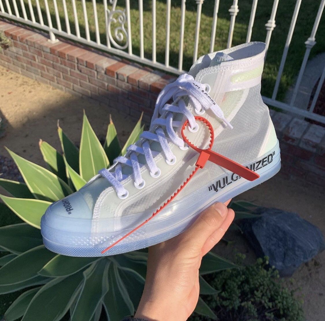 nike off white converse