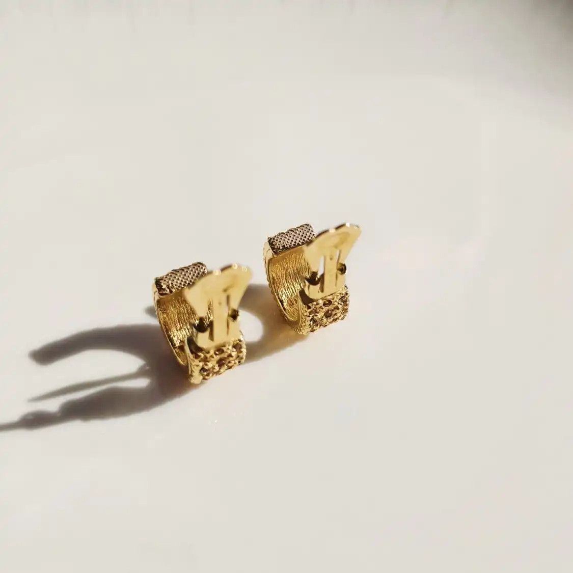 Dior DIOR gold alloy clip-on earring Size ONE SIZE - 4 Thumbnail