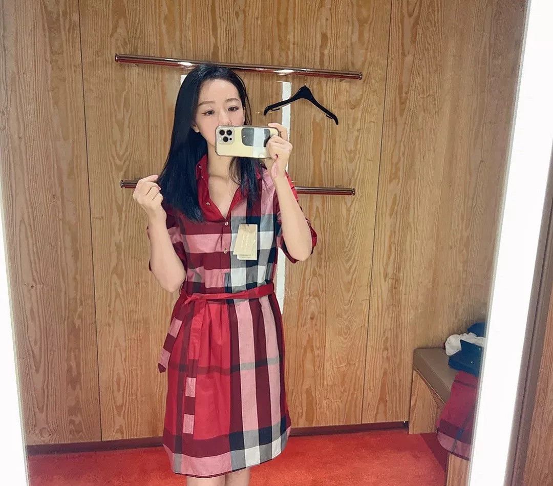 Burberry Burberry Red Check Long-Sleeve Dress Size M / US 6-8 / IT 42-44 - 6 Thumbnail