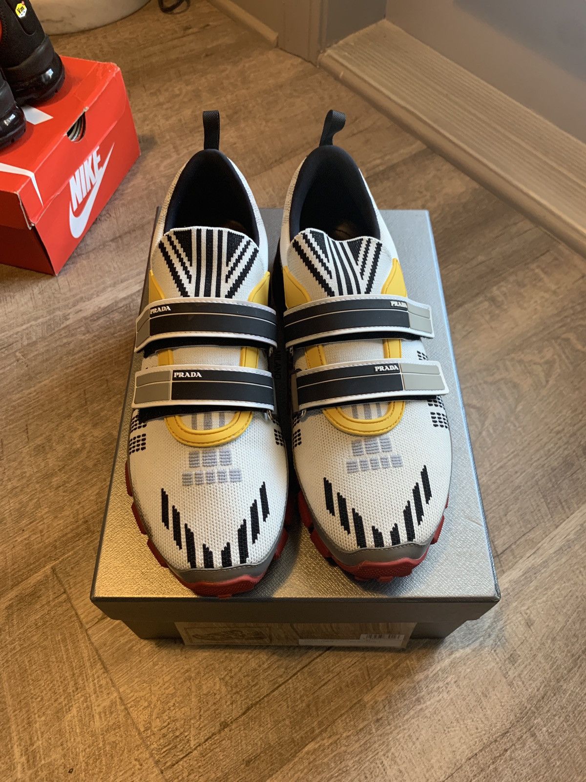 Prada Prada Sneakers Grey Red Size US 9 / EU 42 - 1 Thumbnail