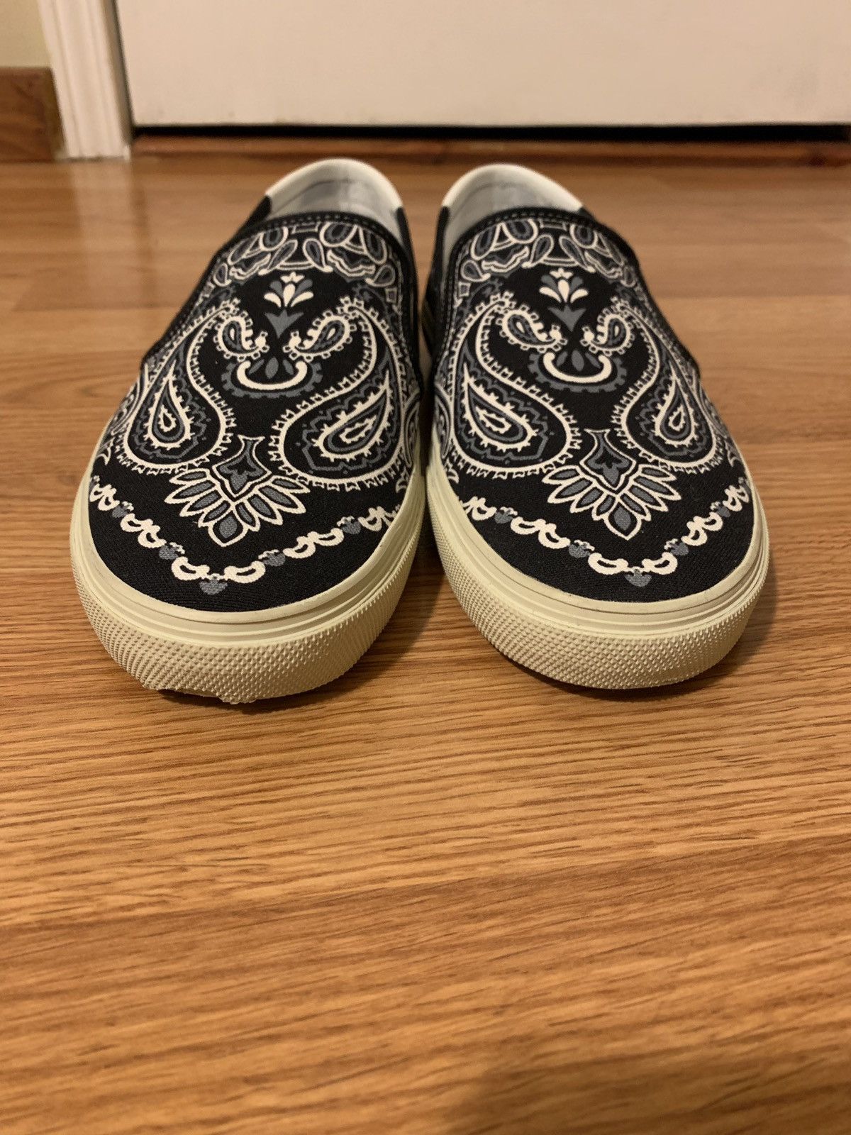 Saint Laurent Paris saint laurent slip on Size US 10 / EU 43 - 2 Thumbnail
