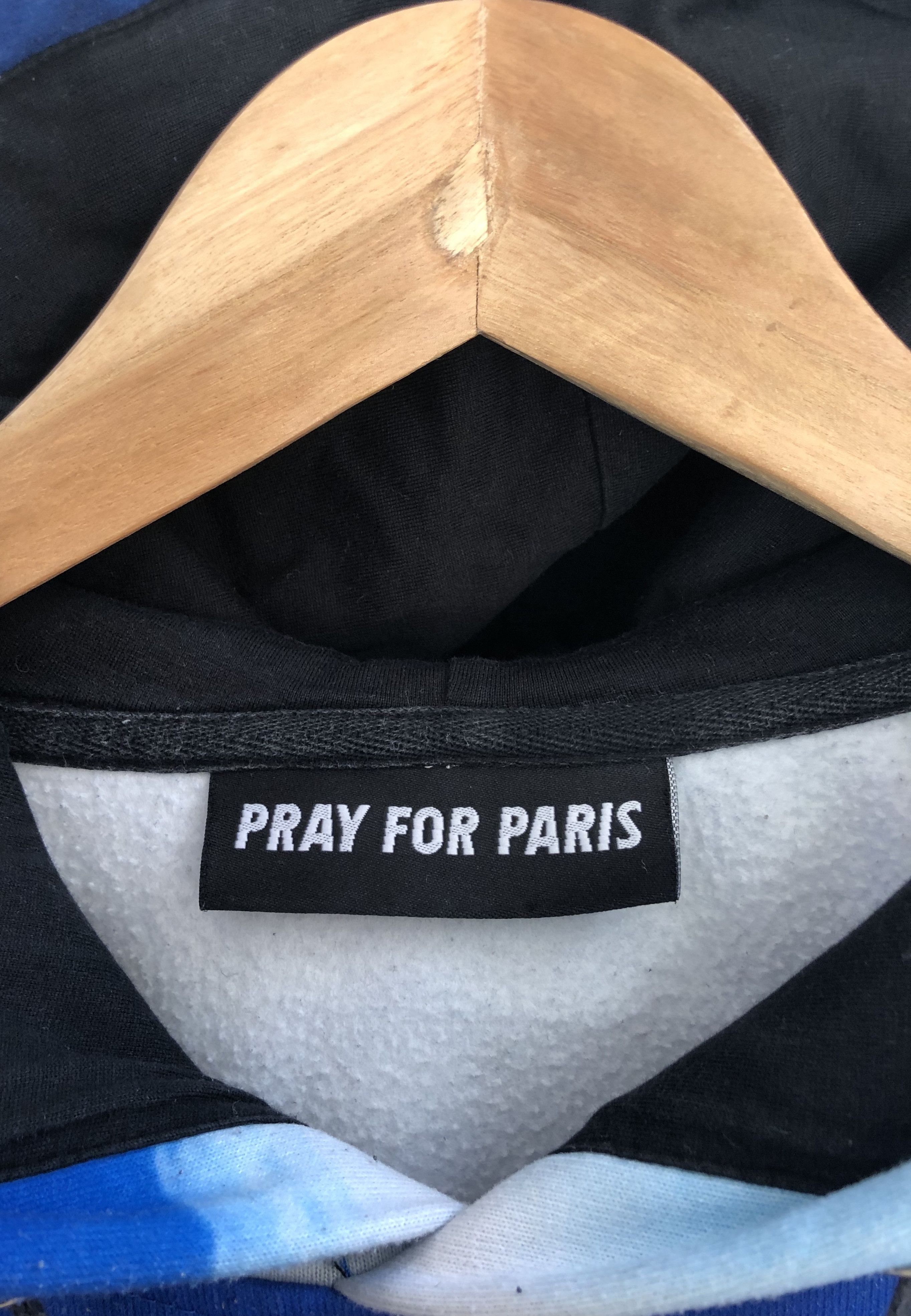 Pray For Paris Pray For Paris Glacier Sweater Extremely Rare (Nr. 1/100) Size US M / EU 48-50 / 2 - 5 Thumbnail