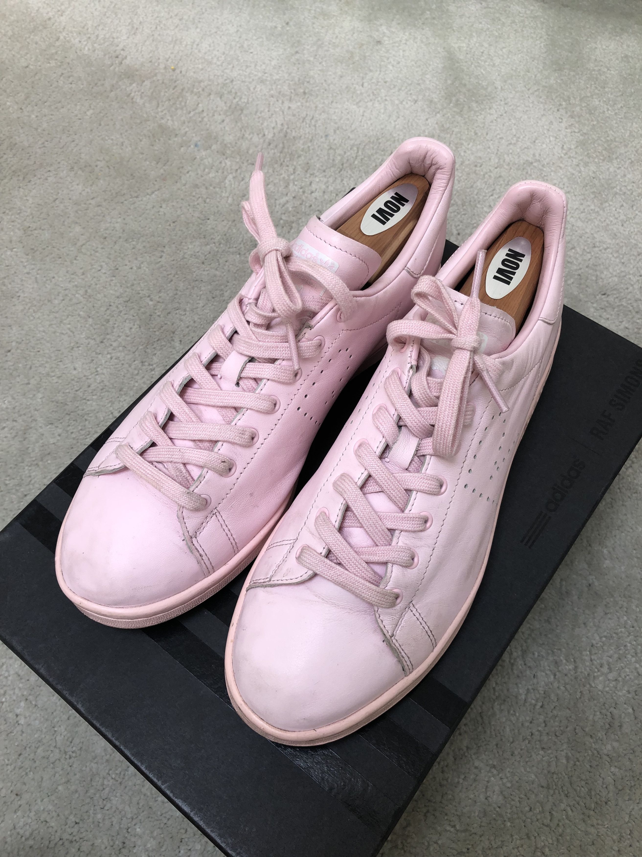 Raf simons stan smith light pink best sale