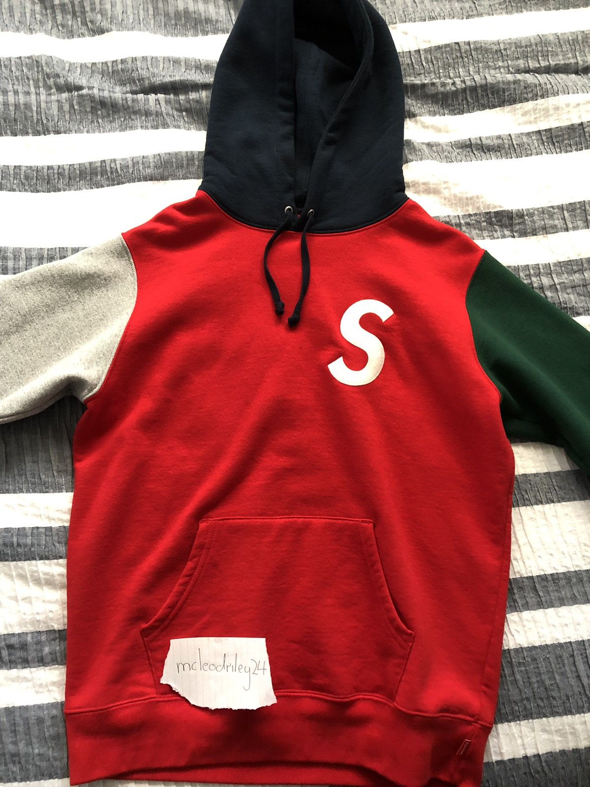 S logo outlet colorblocked hooded sweatshirt