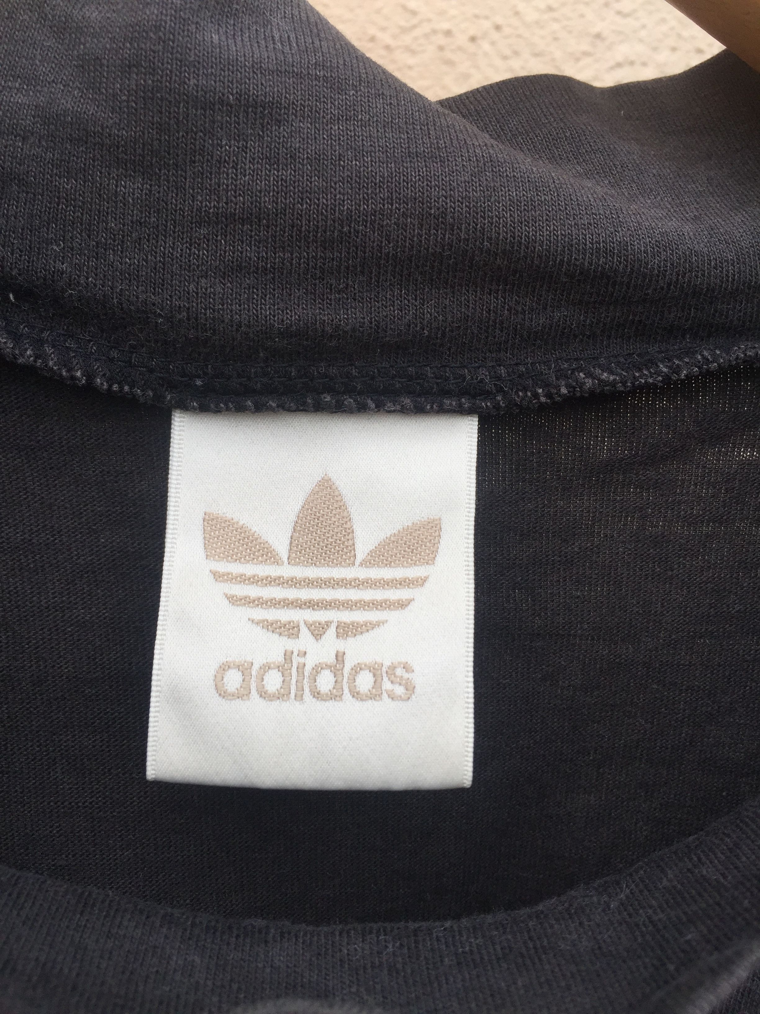 Adidas Vintage ADIDAS Big Logo Long Sleeve Shirt Size US L / EU 52-54 / 3 - 11 Thumbnail
