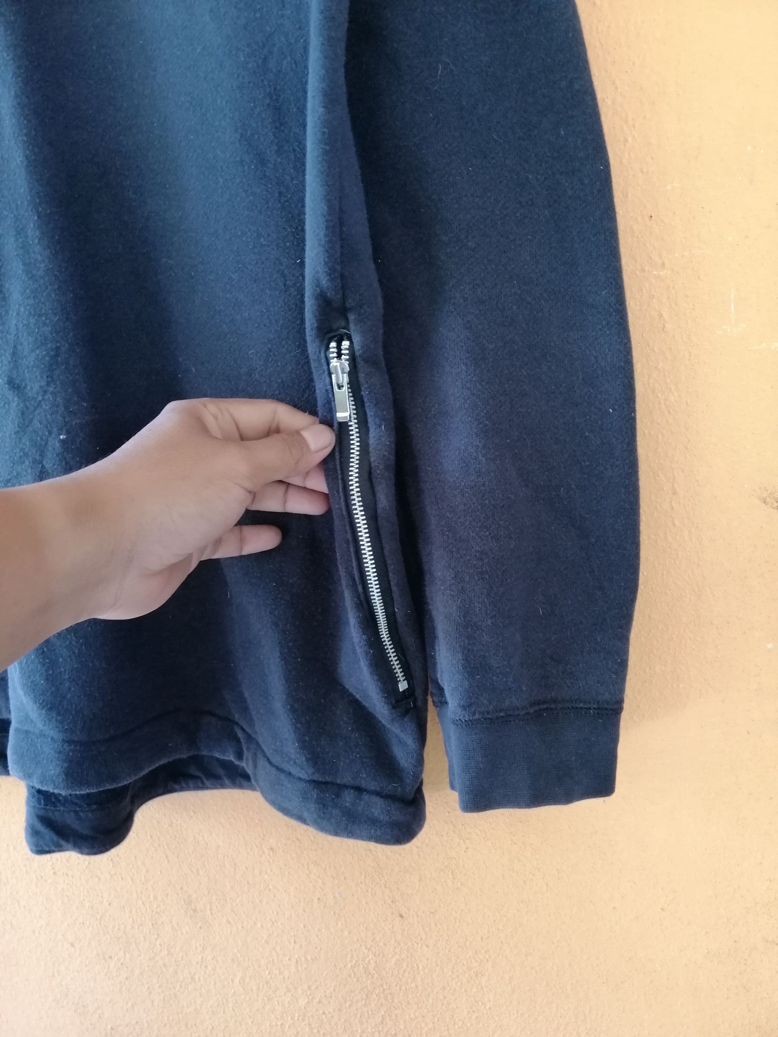 Nike Vintage NIKE Embroidery Small Logo Fullover Sweatshirts Size US L / EU 52-54 / 3 - 4 Thumbnail
