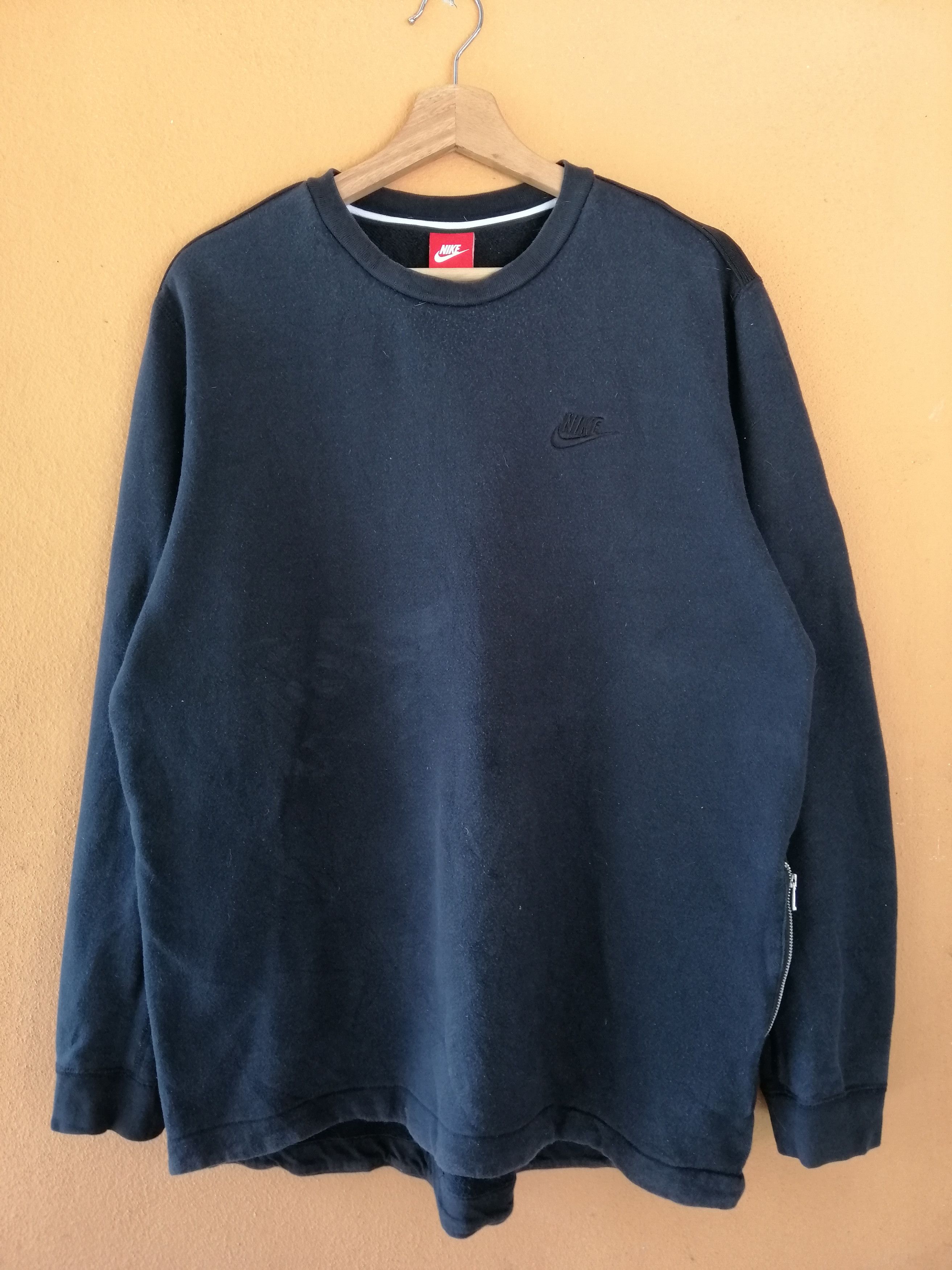 Nike Vintage NIKE Embroidery Small Logo Fullover Sweatshirts Size US L / EU 52-54 / 3 - 6 Thumbnail