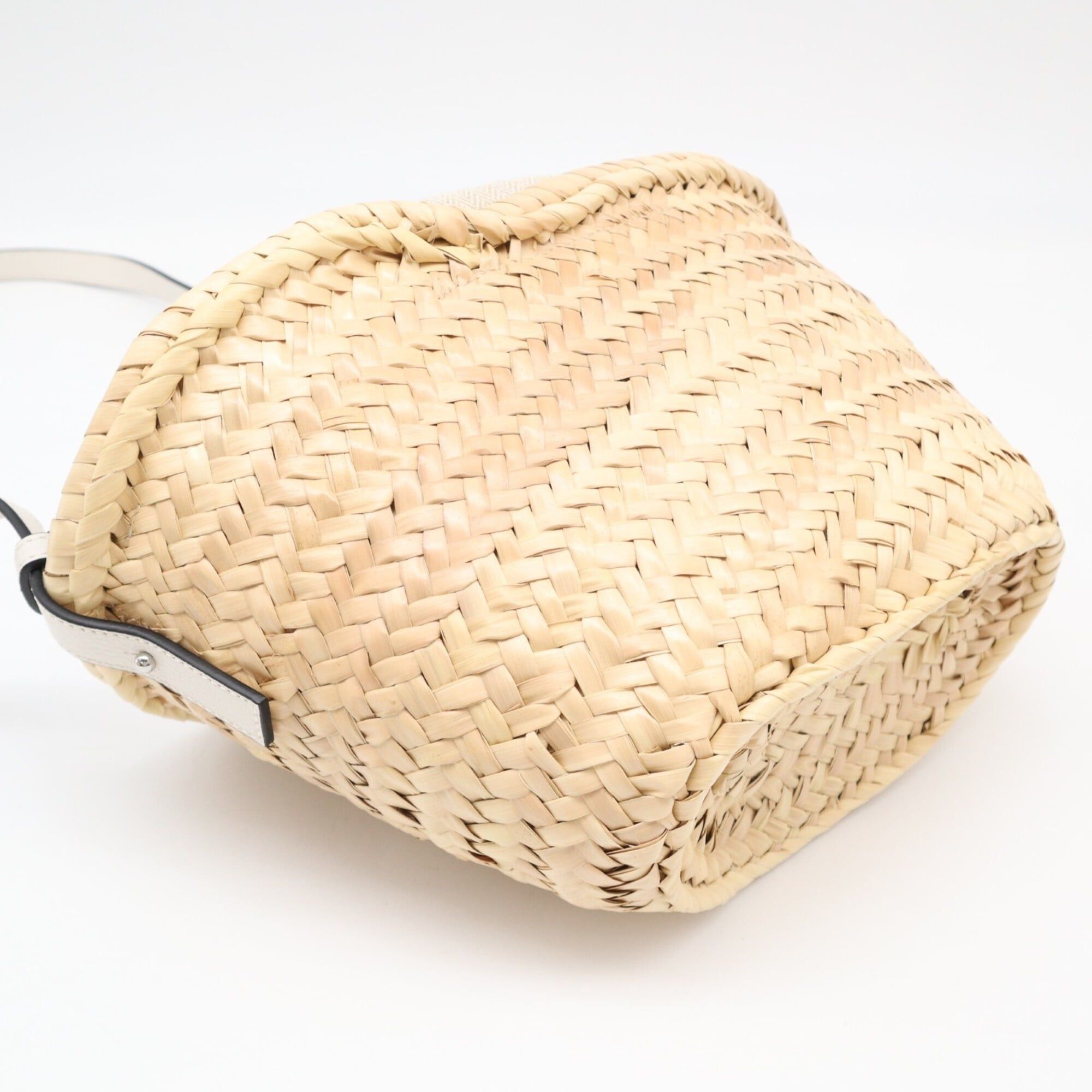 Loewe LOEWE Drawstring Bucket Bag A223222X01 Handbag Beige White Calf Leather Palm Leaf Women's Size ONE SIZE - 5 Thumbnail
