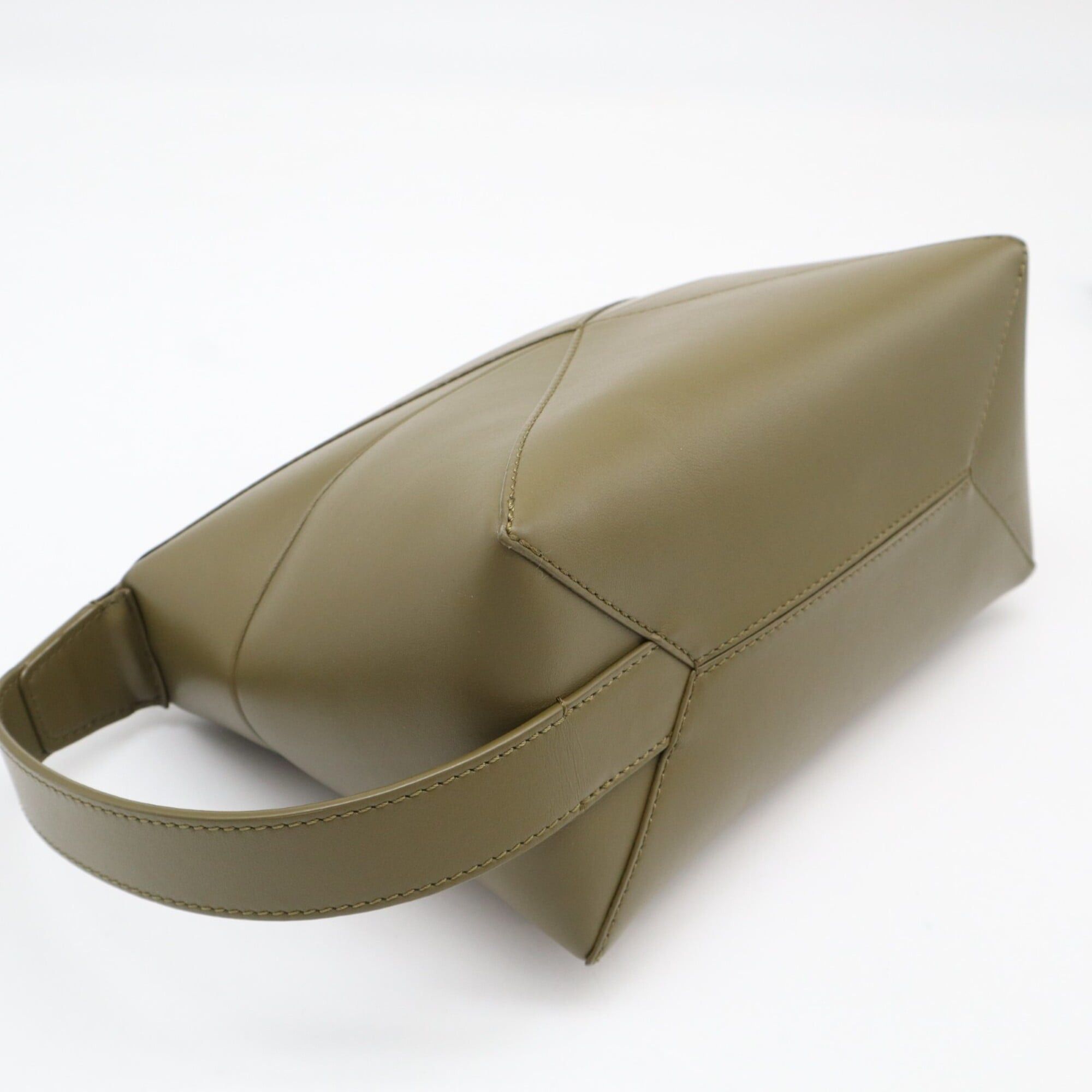 Loewe LOEWE Shiny Calfskin Puzzle Fold Wash Bag C510WBPX01 Clutch Khaki Women's Size ONE SIZE - 5 Thumbnail