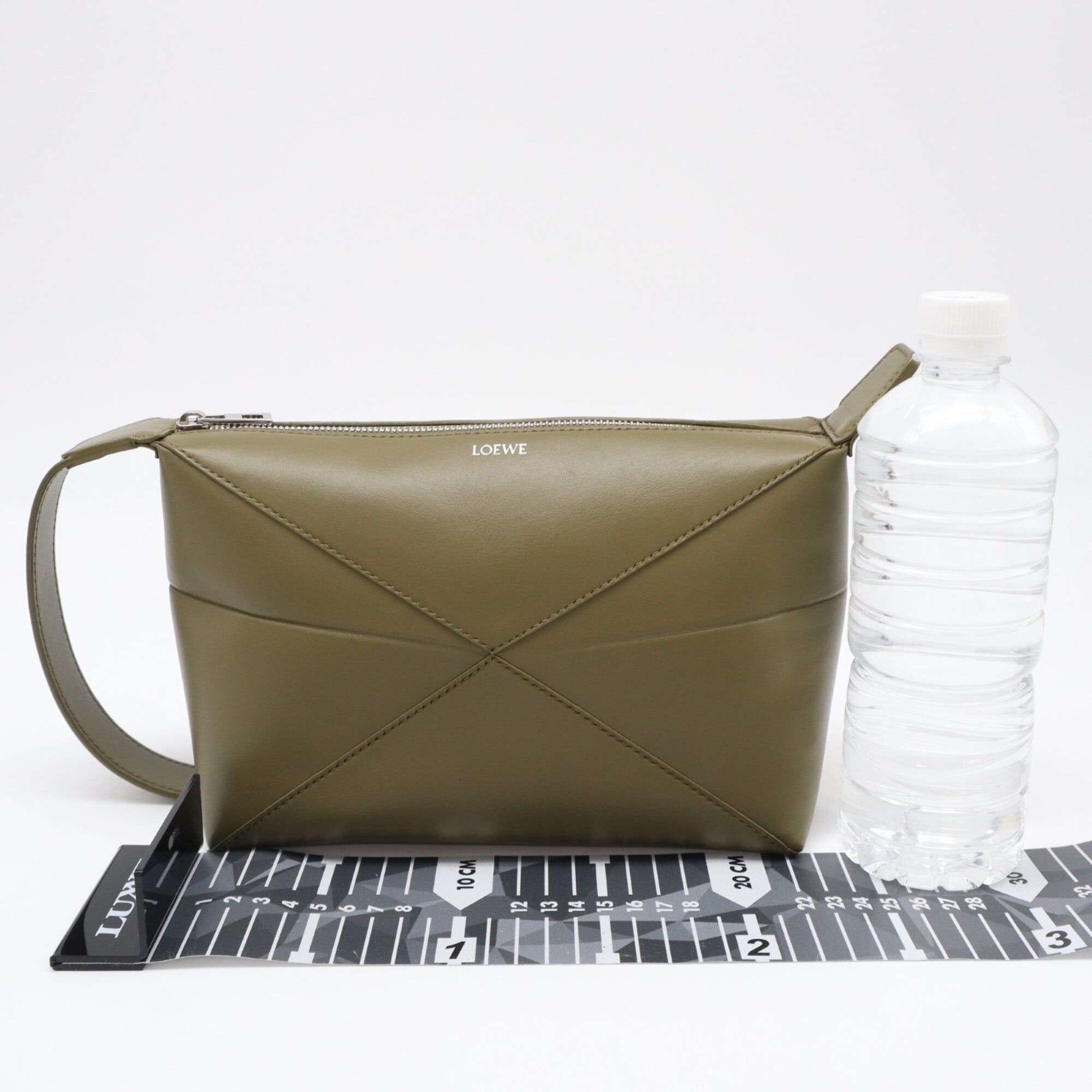 Loewe LOEWE Shiny Calfskin Puzzle Fold Wash Bag C510WBPX01 Clutch Khaki Women's Size ONE SIZE - 3 Thumbnail