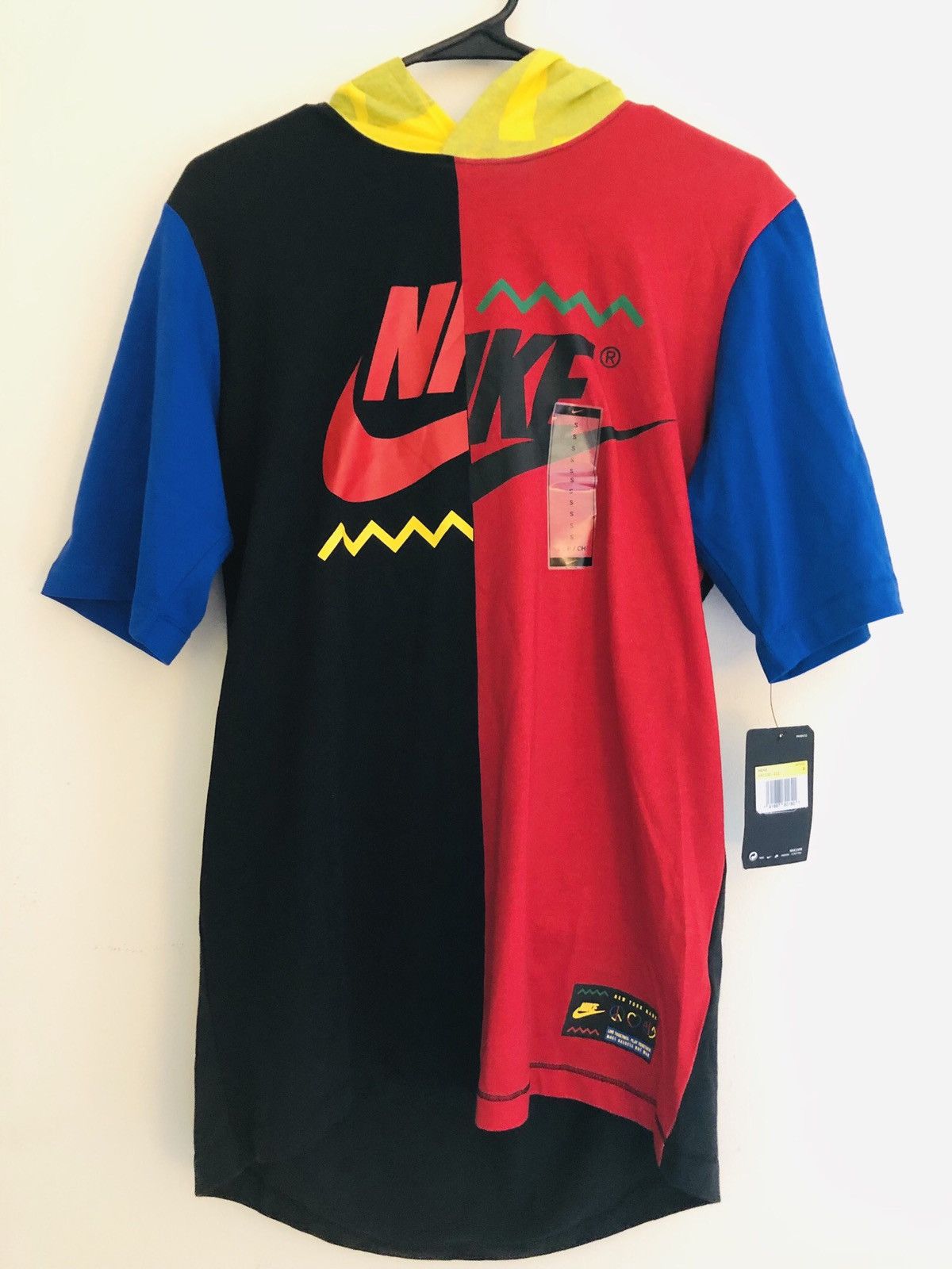 Nike wildcard hooded t shirt online