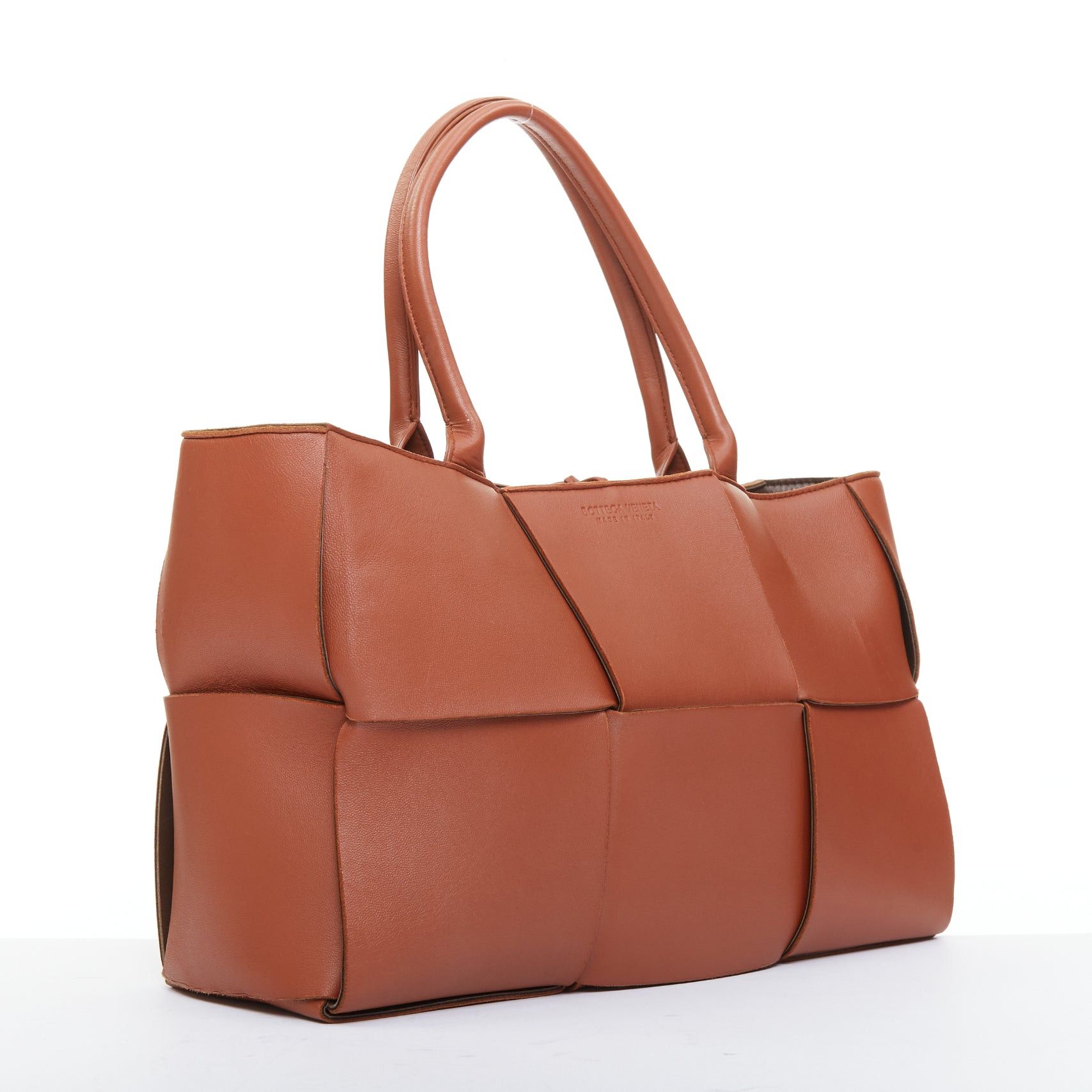 Bottega Veneta BOTTEGA VENETA Daniel Lee Arco Medium brick rust red smooth leather maxi intrecciato tote bag Size ONE SIZE - 3 Thumbnail