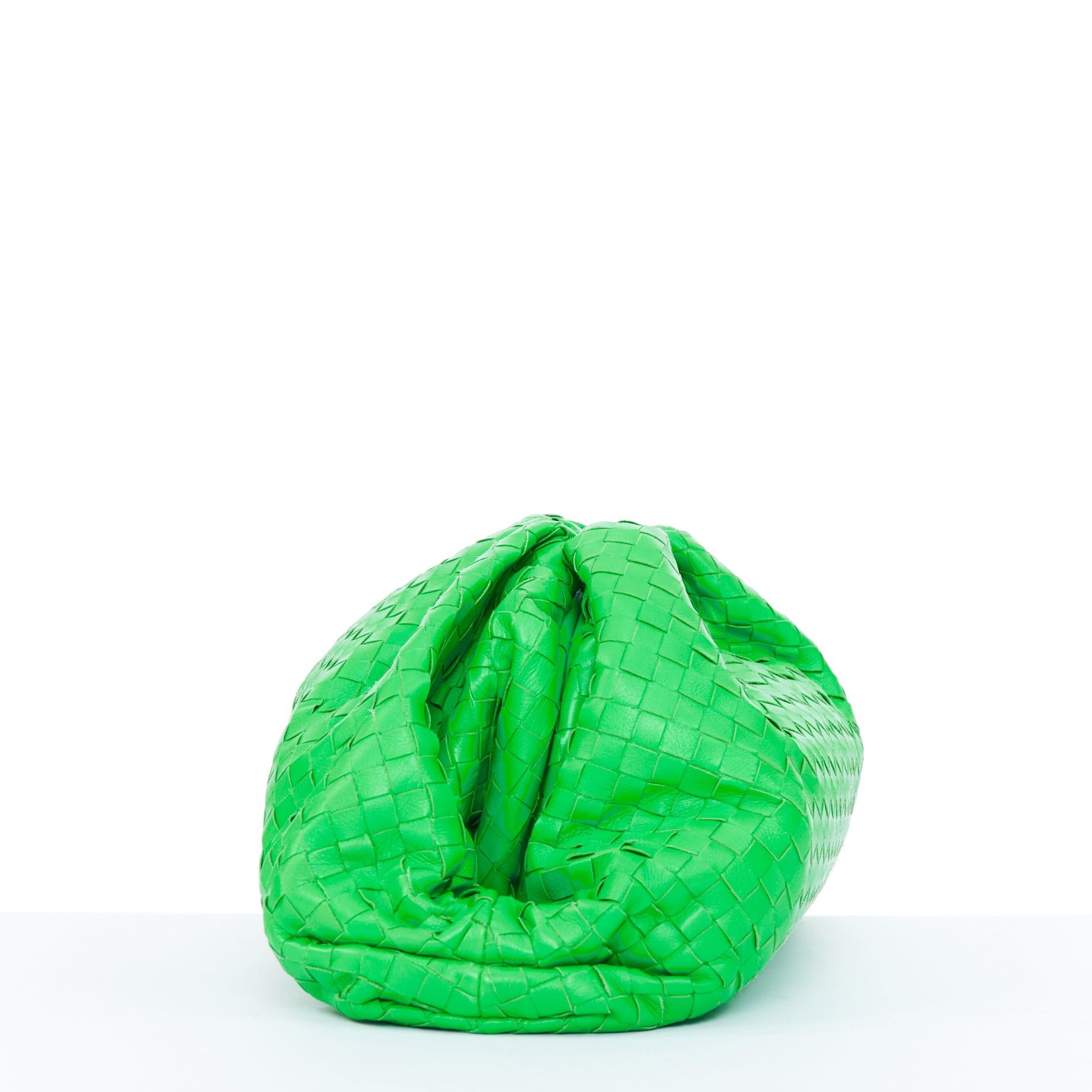 Bottega Veneta BOTTEGA VENETA Parakeet The Pouch green Intrecciato nappa leather clutch bag Size ONE SIZE - 4 Thumbnail