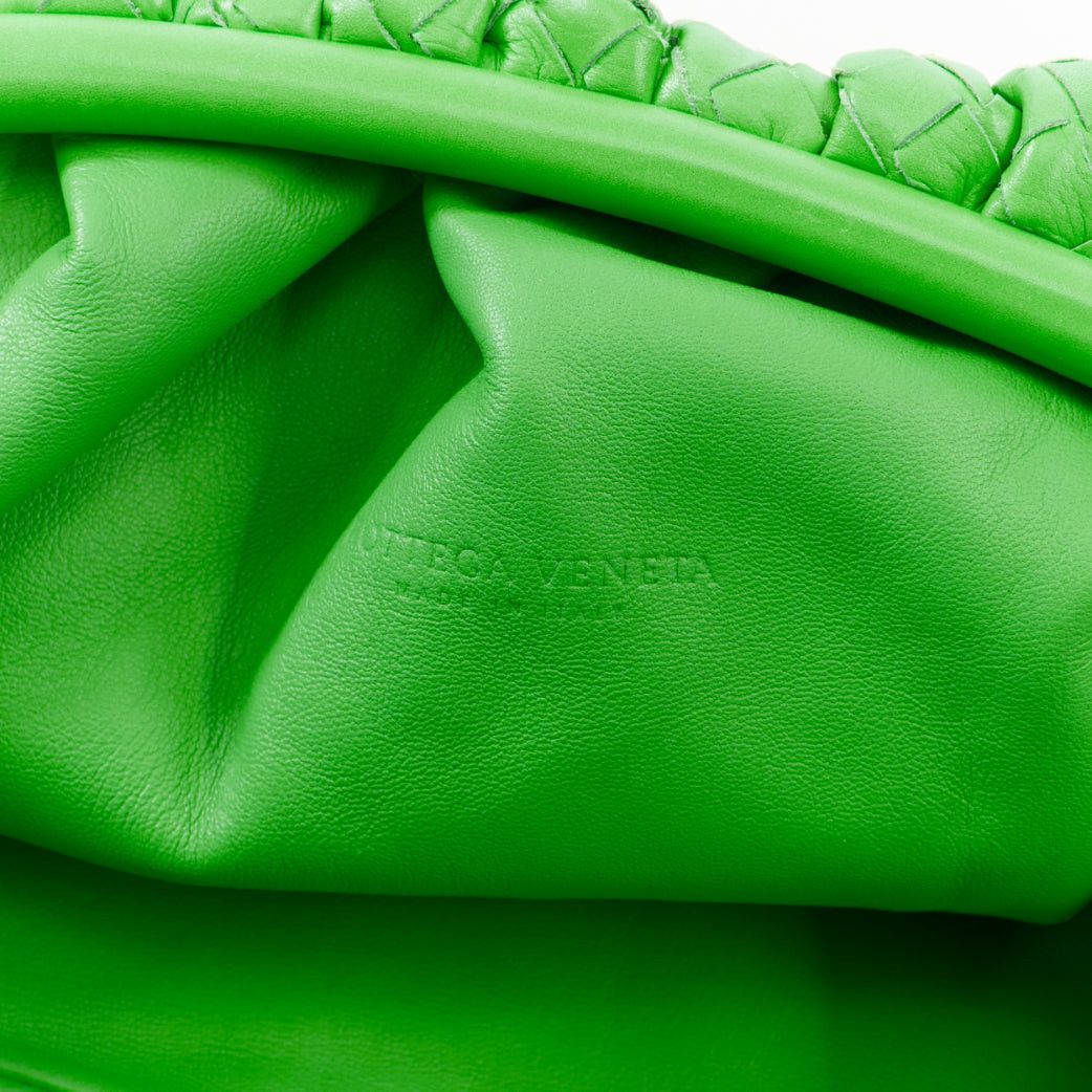 Bottega Veneta BOTTEGA VENETA Parakeet The Pouch green Intrecciato nappa leather clutch bag Size ONE SIZE - 10 Thumbnail