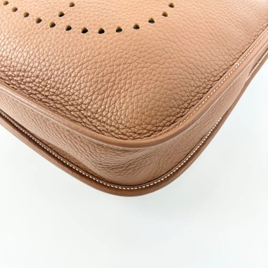 Hermes Hermes Evelyne 29 Gold Brown Clemence cowhide leather cutout Evelyne shoulder ba Size ONE SIZE - 9 Thumbnail