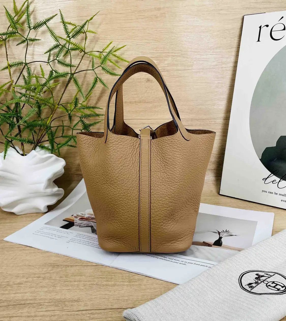 Hermes Hermes Picotin Lock 18 Masala Chai Clemence cowhide leather picotin handbag silv Size ONE SIZE - 2 Thumbnail