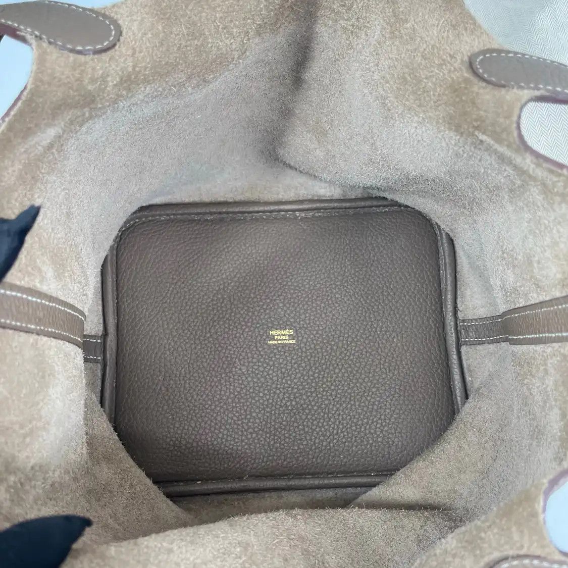 Hermes Hermes Picotin Lock 22 Dove Grey Clemence cowhide leather picotin handbag silver Size ONE SIZE - 4 Thumbnail