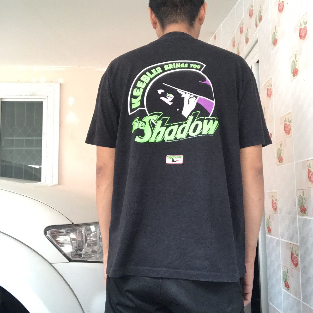 Vintage 1994 The Shadow - Keebler Brings You Tops