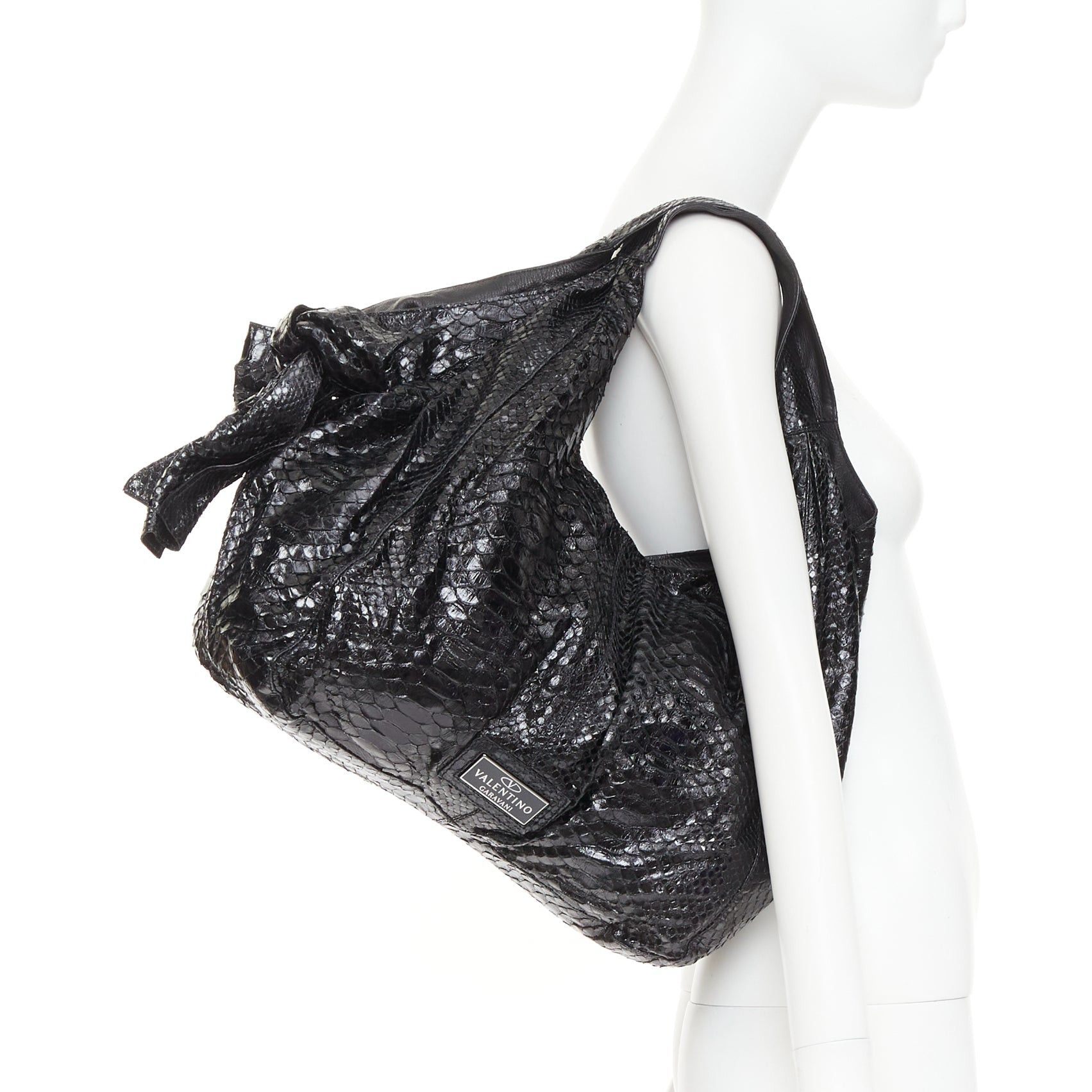 Valentino VALENTINO black shiny snakeskin leather bow side shoulder hobo bag Size ONE SIZE - 2 Thumbnail
