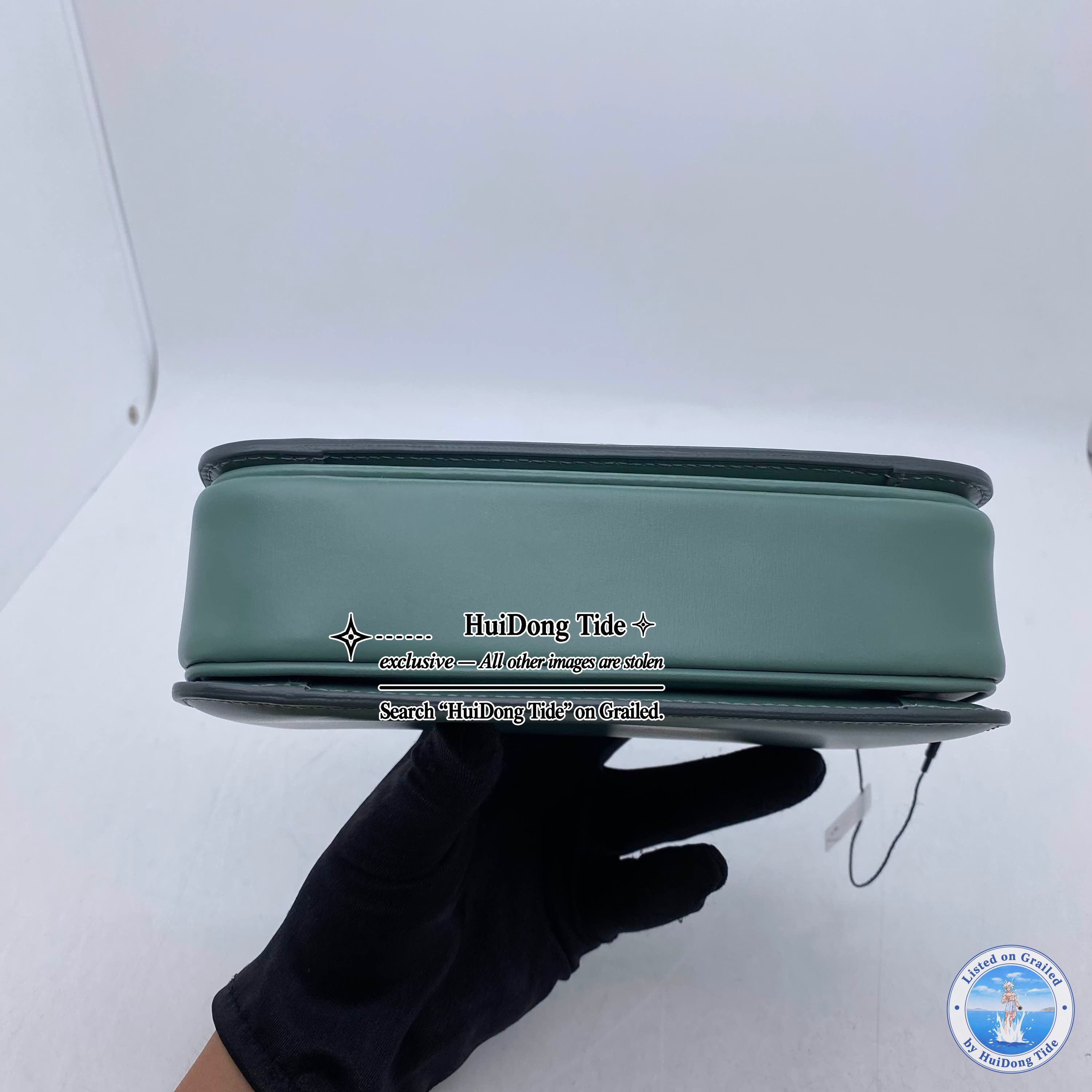 Celine CELINE Teen Triomphe Leather Shoulder Bag Size ONE SIZE - 3 Thumbnail