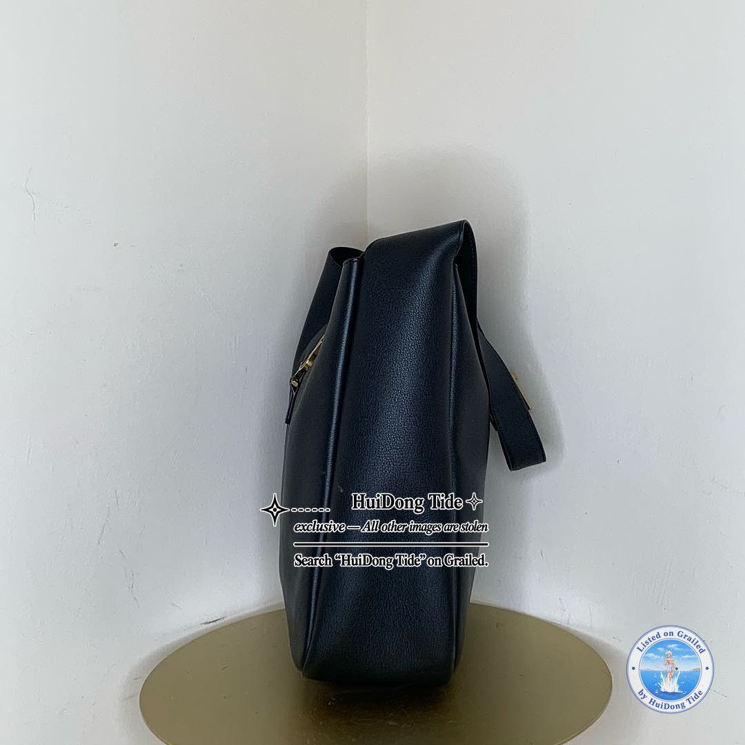 Saint Laurent Paris Saint Laurent Le 5 A 7 Leather Shoulder Bag Black Size ONE SIZE - 5 Thumbnail