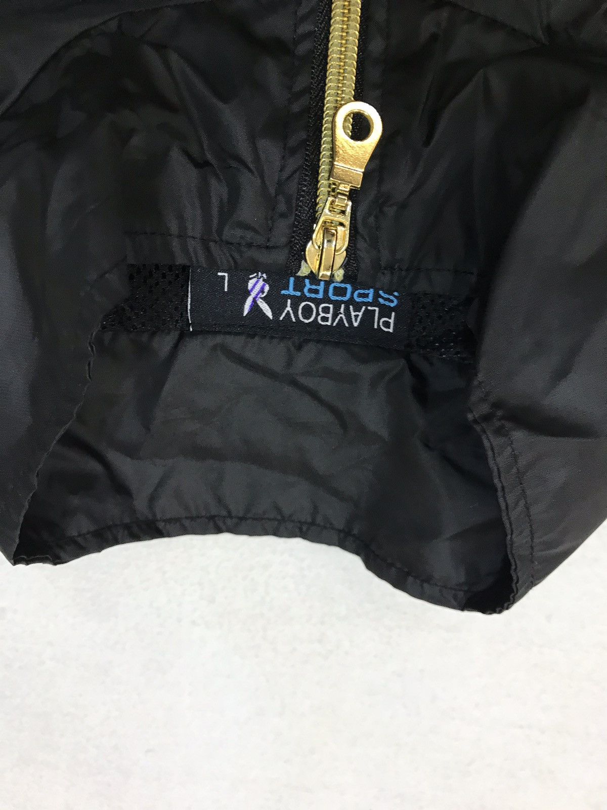 Playboy × Vintage PLAYBOY SPORT GOLD SPELLOUT SIDE TAPE WOMDBREAKER SWEATER Size US L / EU 52-54 / 3 - 4 Thumbnail