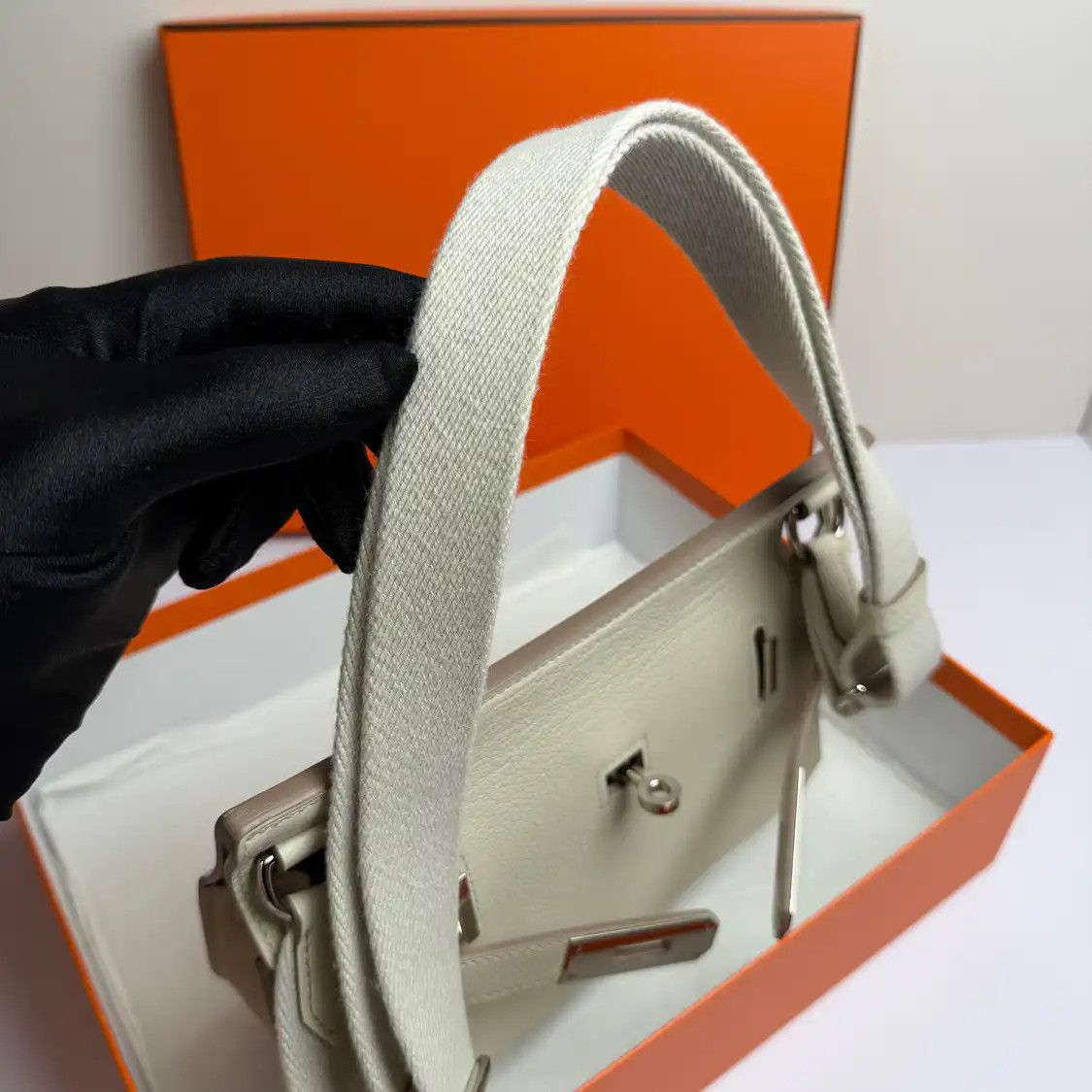 Hermes Hermes Jypsiere new white Evercolor cowhide leather Jypsiere bag shoulder bag si Size ONE SIZE - 9 Thumbnail