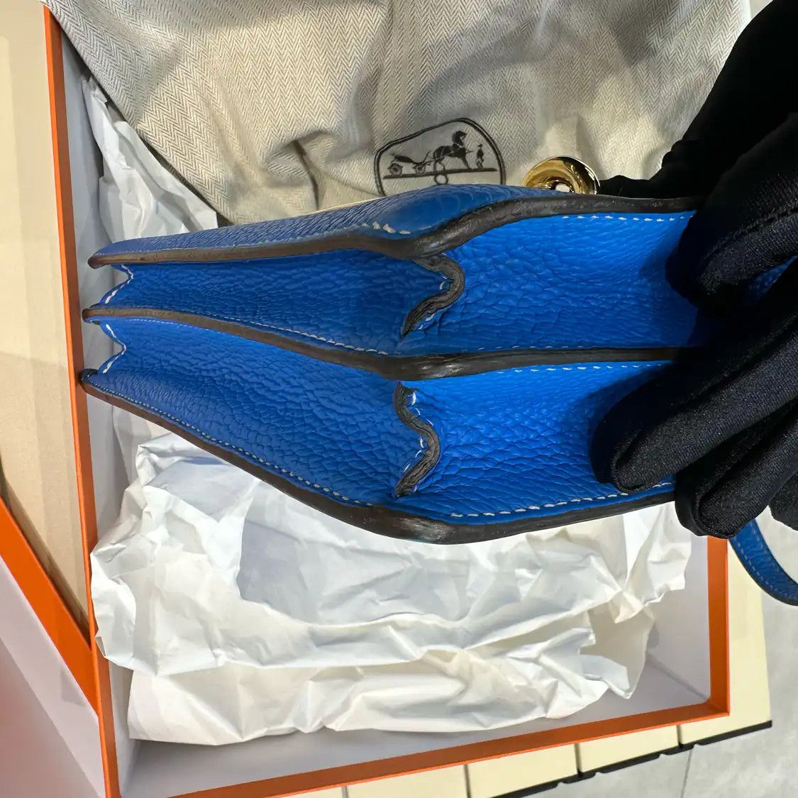 Hermes Hermes Roulis mini blue Evercolor cowhide leather Roulis crossbody bag gold hard Size ONE SIZE - 9 Thumbnail