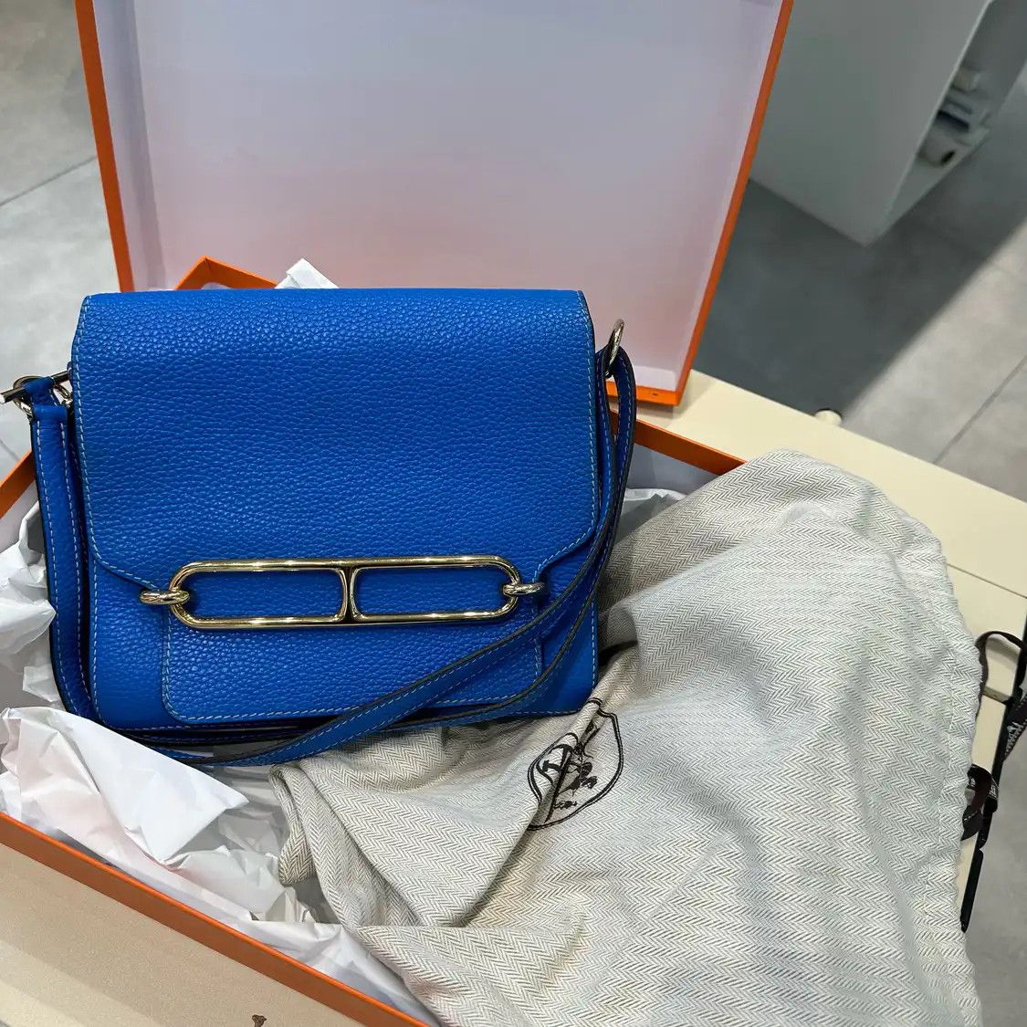 Hermes Hermes Roulis mini blue Evercolor cowhide leather Roulis crossbody bag gold hard Size ONE SIZE - 2 Thumbnail