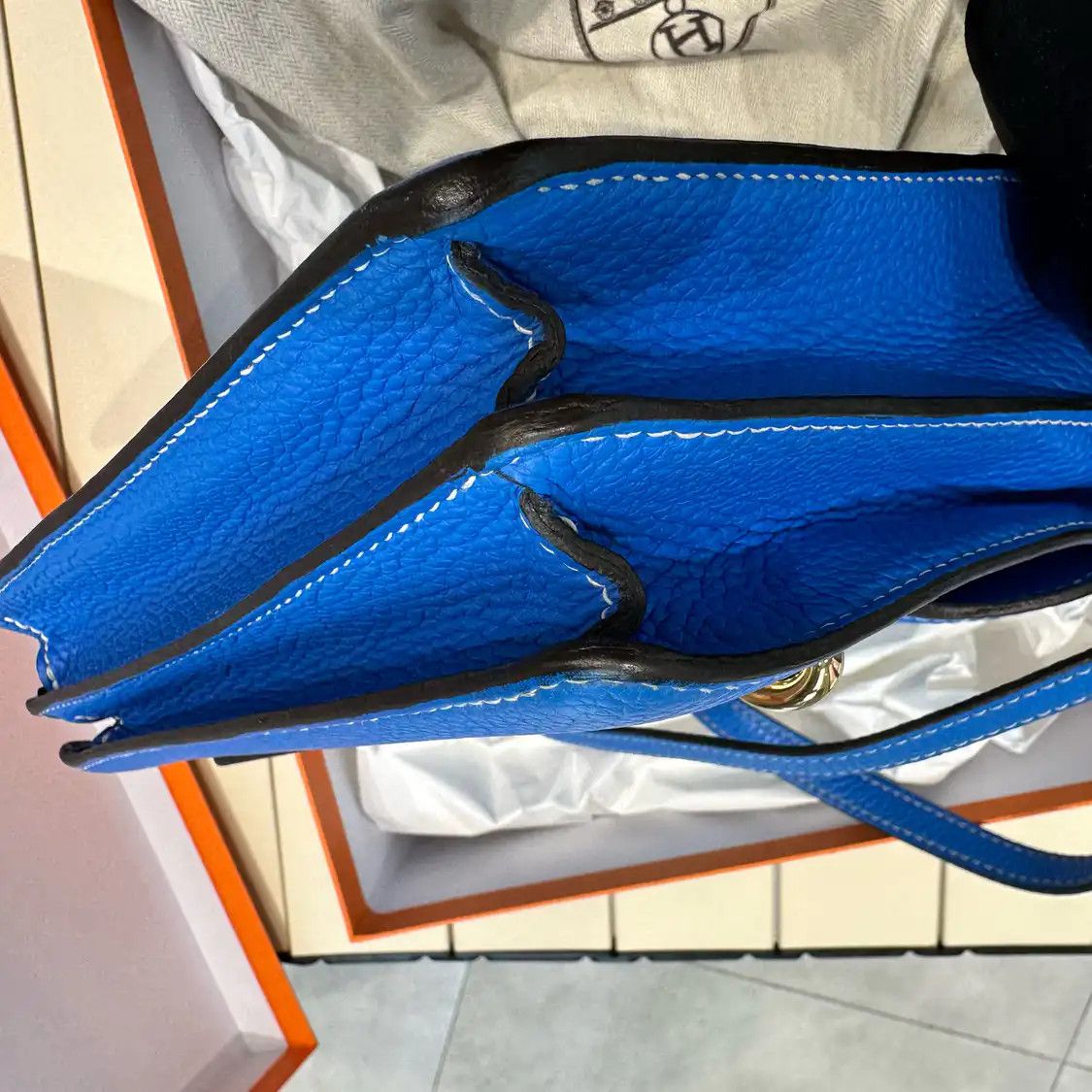 Hermes Hermes Roulis mini blue Evercolor cowhide leather Roulis crossbody bag gold hard Size ONE SIZE - 8 Thumbnail