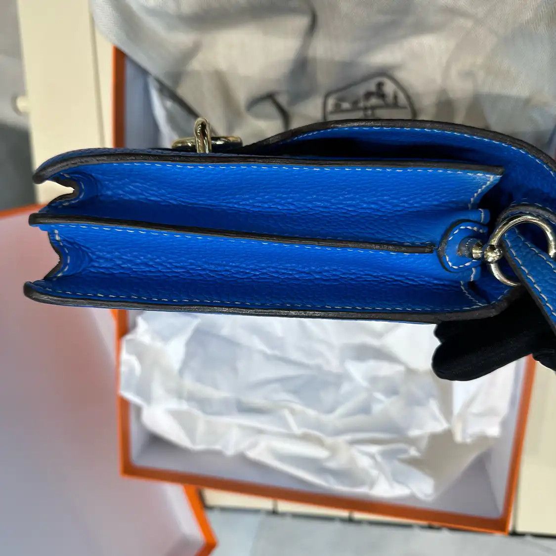 Hermes Hermes Roulis mini blue Evercolor cowhide leather Roulis crossbody bag gold hard Size ONE SIZE - 10 Thumbnail