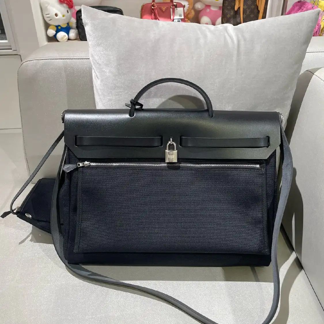 Hermes Hermes Herbag Messenger 39 black canvas crossbody bag silver hardware B sub-pock Size ONE SIZE - 2 Thumbnail