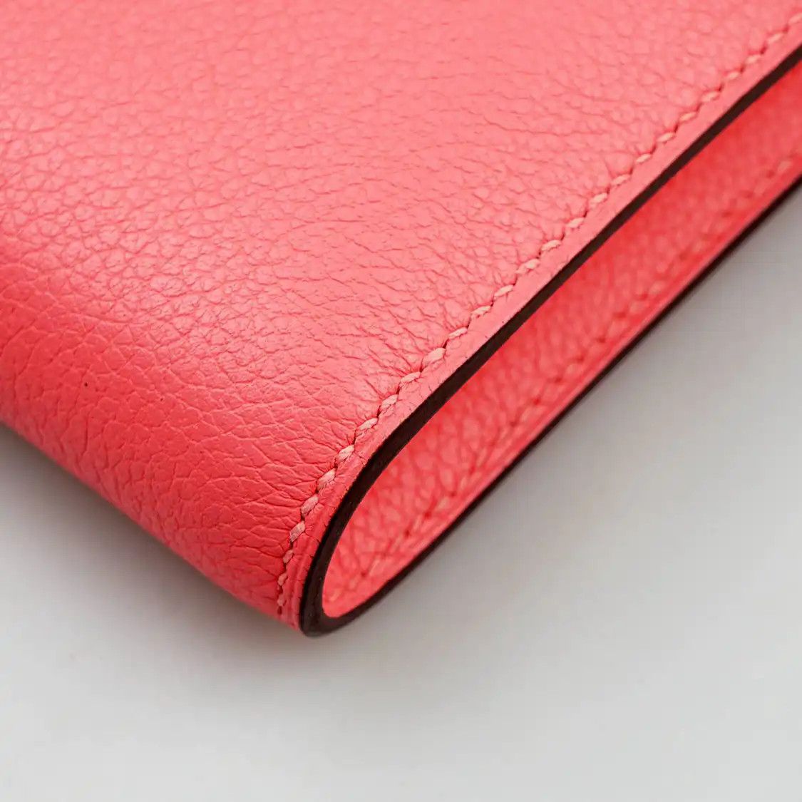 Hermes Hermes Constance Rose Confetti Evercolor cowhide leather clutch silver hardware Size ONE SIZE - 8 Thumbnail