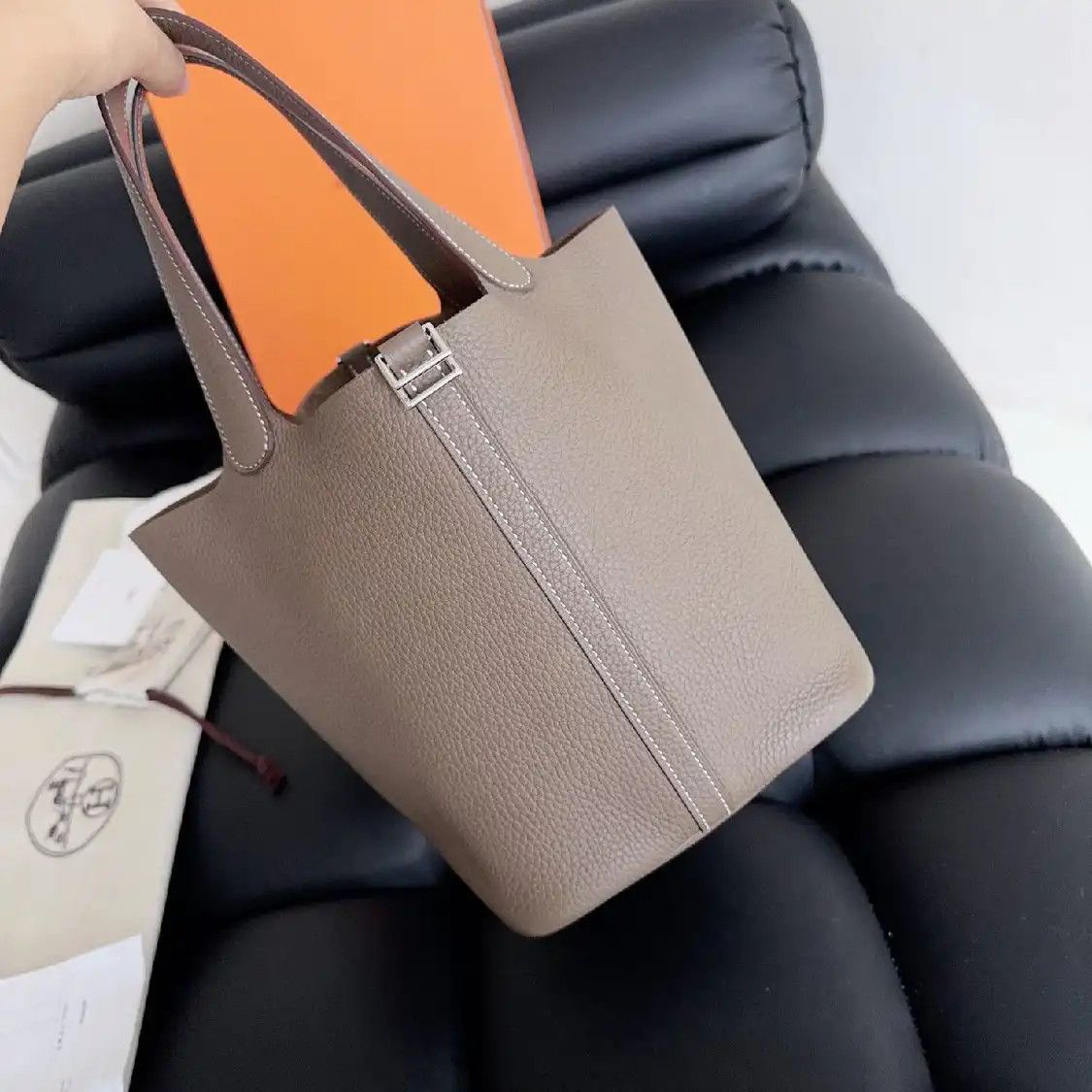 Hermes Hermes Picotin Lock 22 Etoupe Clemence cowhide leather picotin handbag silver ha Size ONE SIZE - 2 Thumbnail