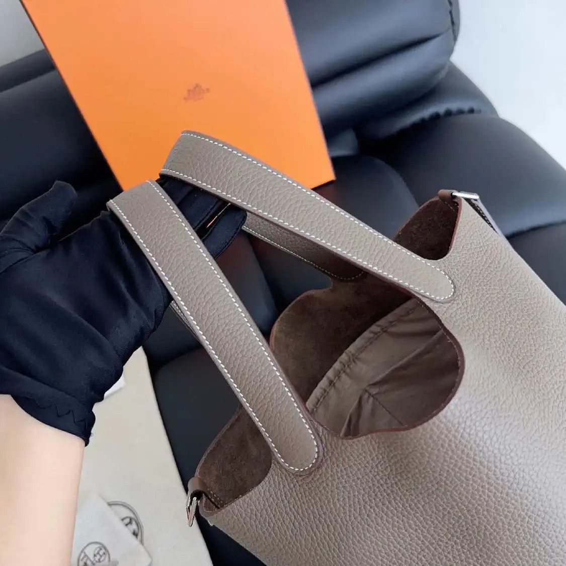 Hermes Hermes Picotin Lock 22 Etoupe Clemence cowhide leather picotin handbag silver ha Size ONE SIZE - 6 Thumbnail