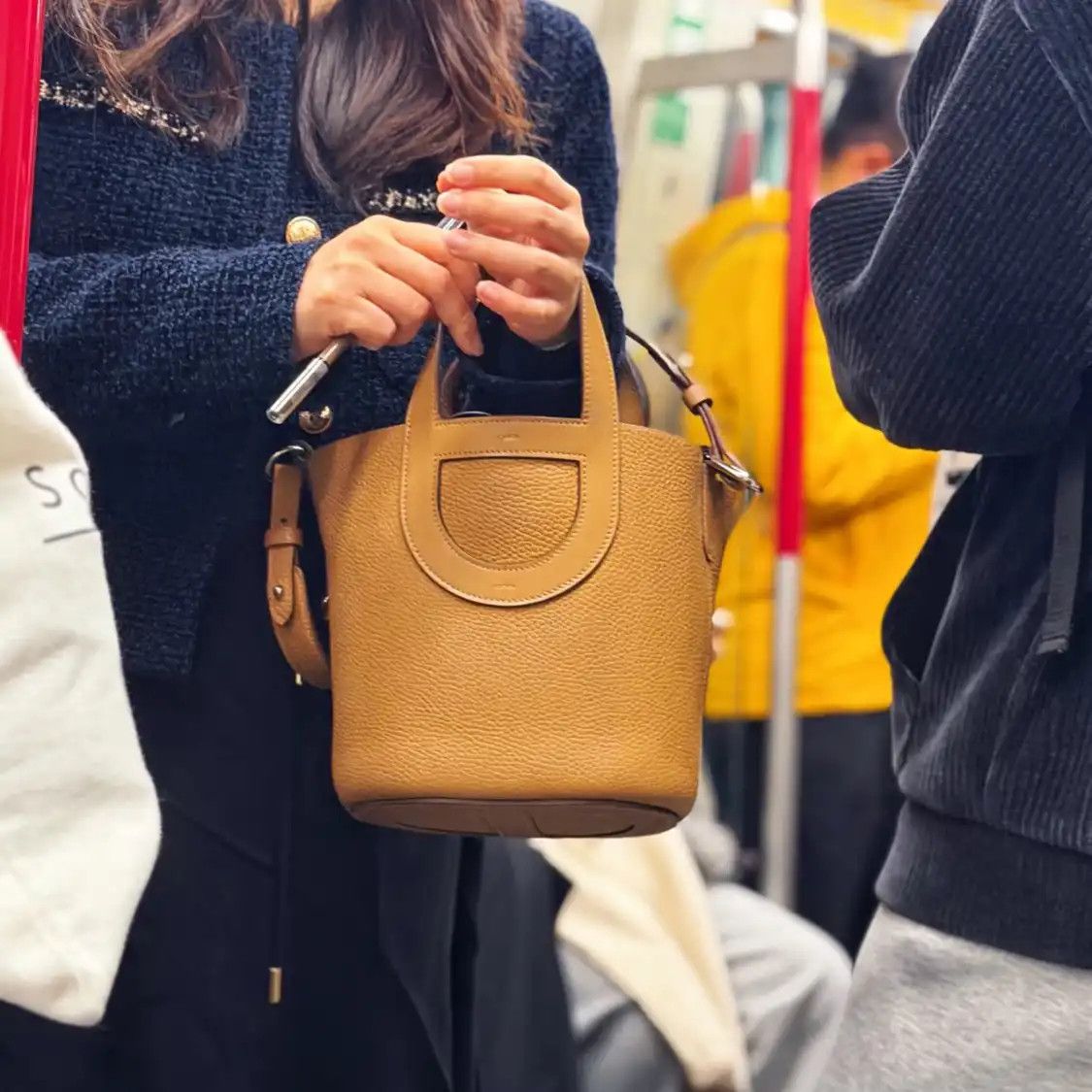 Hermes Hermes In-The-Loop 18 Cookie Clemence cowhide leather Roulis handbag gold hardwa Size ONE SIZE - 9 Thumbnail