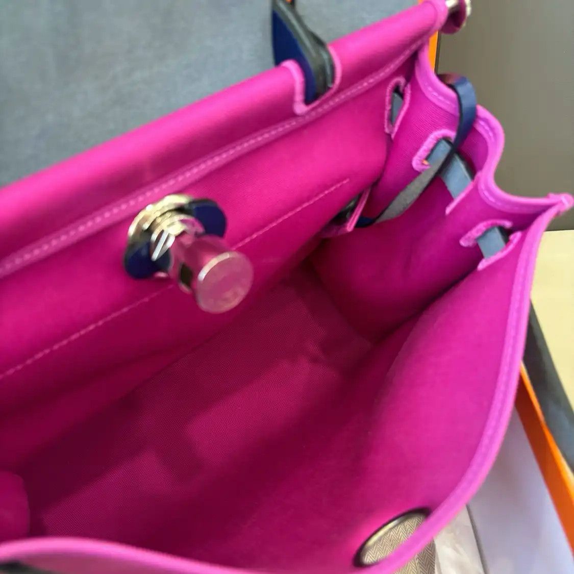 Hermes Hermes Herbag 31 Magnolia Pink canvas crossbody bag silver hardware Z sub-pocket Size ONE SIZE - 9 Thumbnail