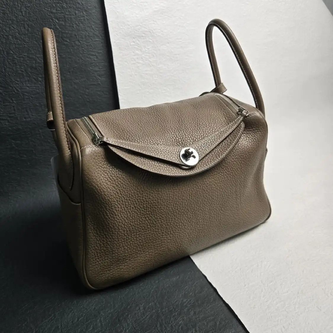 Hermes Hermes Lindy 30 Etoupe Clemence cowhide leather Lindy bag shoulder bag silver ha Size ONE SIZE - 3 Thumbnail