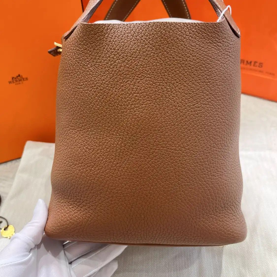 Hermes Hermes Picotin Lock 18 Gold Brown Clemence cowhide leather picotin handbag gold Size ONE SIZE - 3 Thumbnail