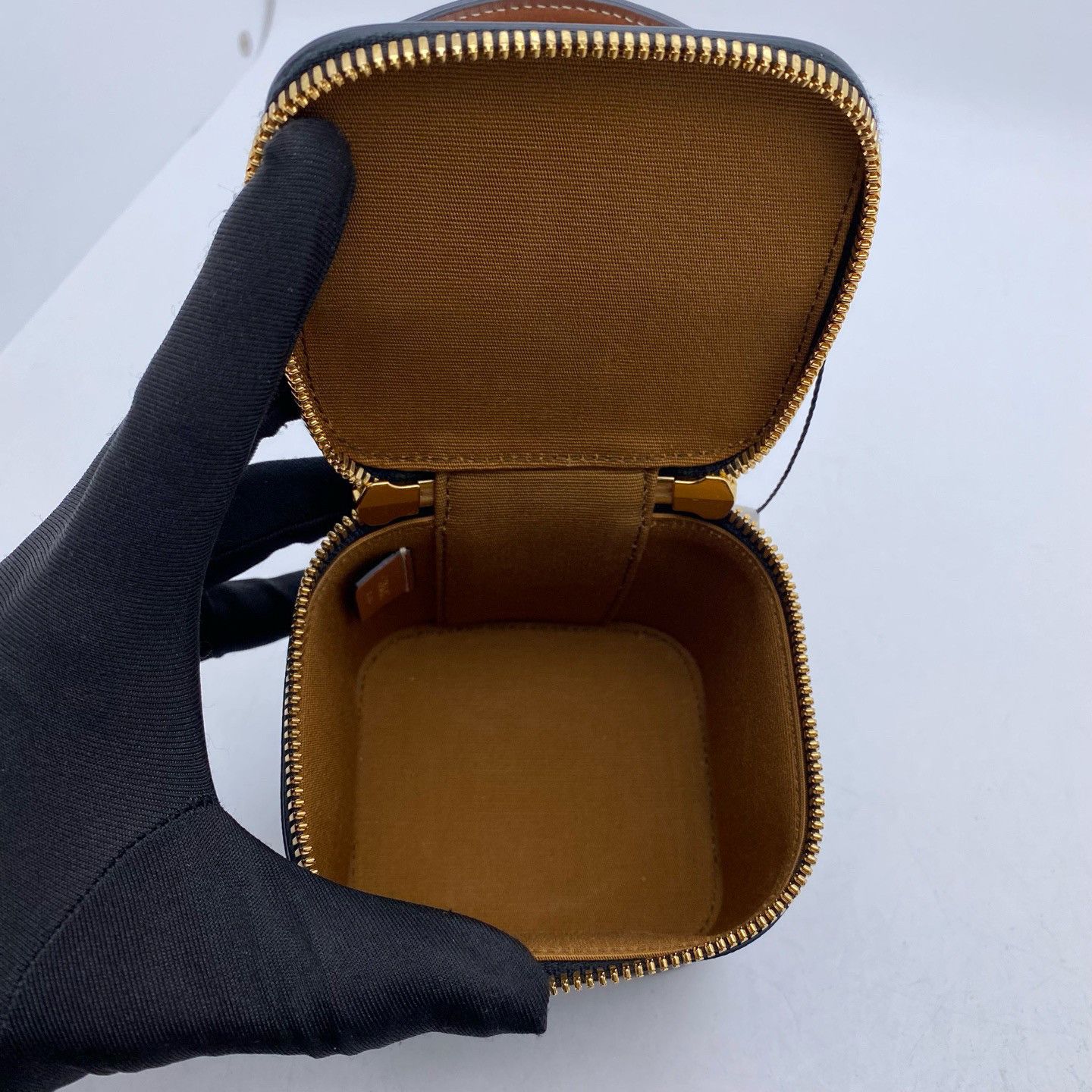 Celine Celine Triomphe Canvas Mini Box Bag Size OS Size ONE SIZE - 3 Thumbnail