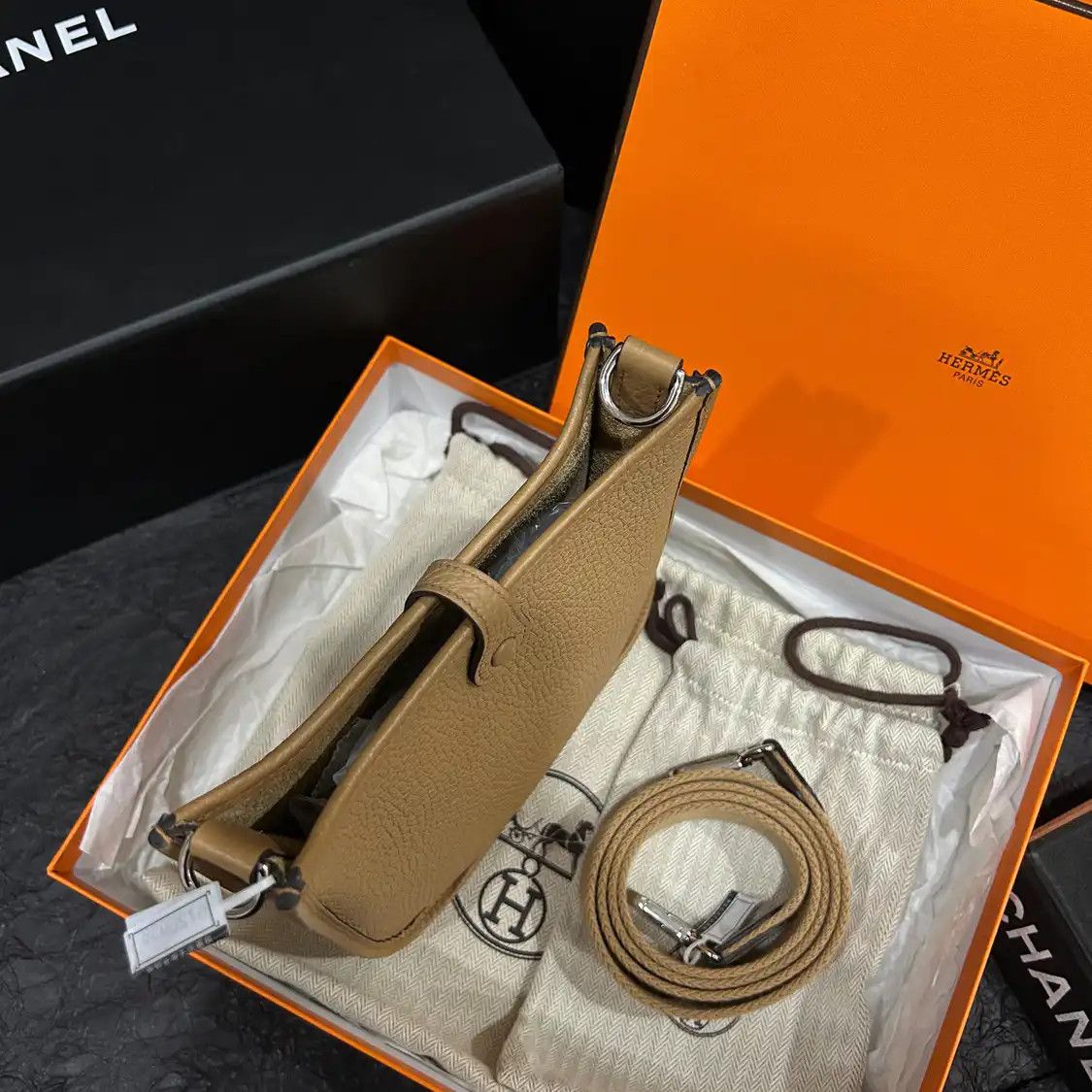 Hermes Hermes Evelyne mini Cookie Clemence cowhide leather cutout Evelyne shoulder bag Size ONE SIZE - 3 Thumbnail