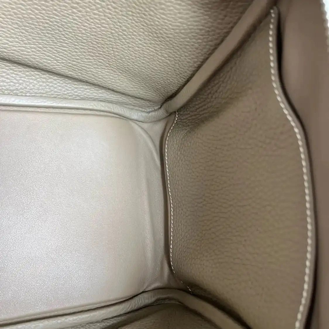 Hermes Hermes Lindy 30 Etoupe Clemence cowhide leather Lindy bag handbag silver hardwar Size ONE SIZE - 10 Thumbnail