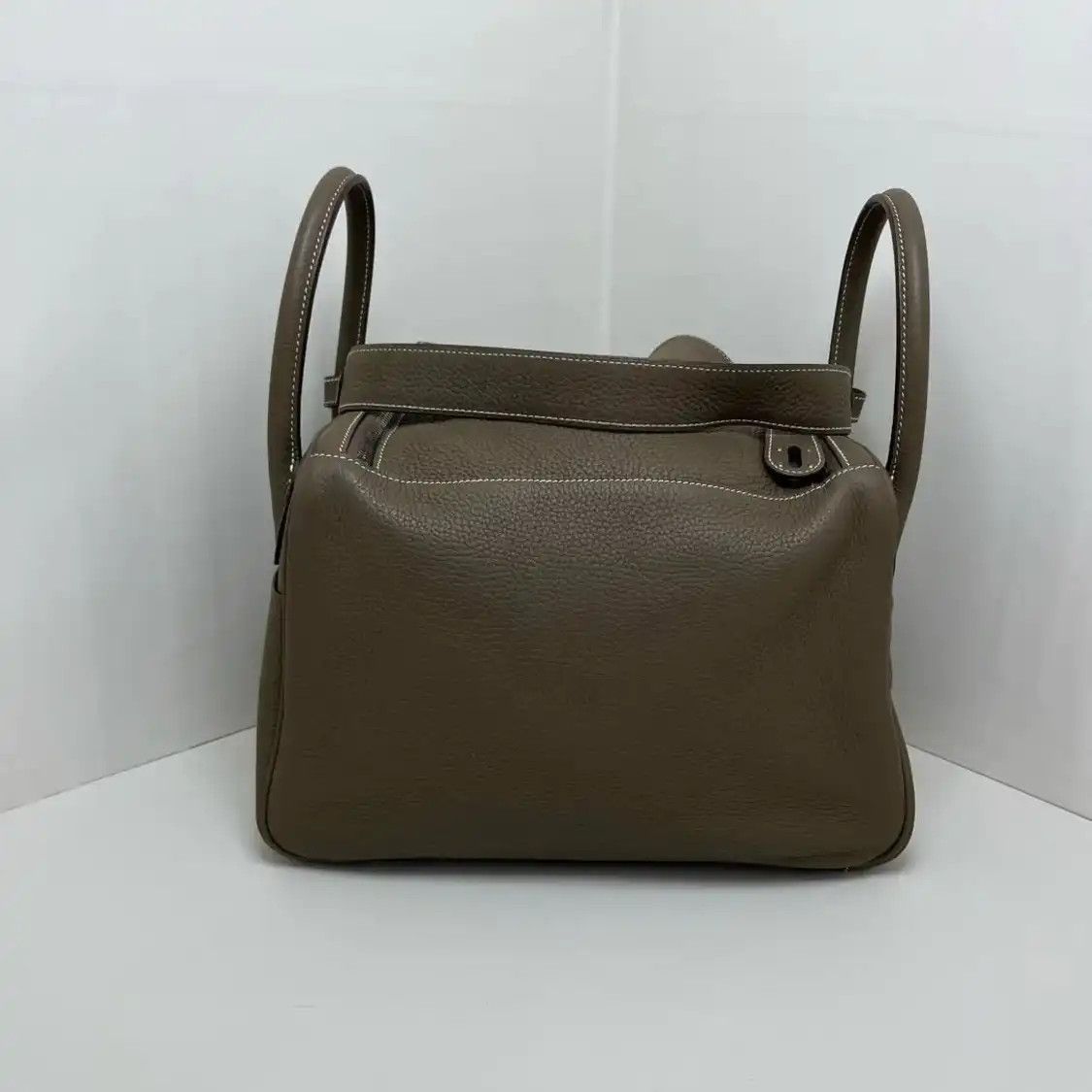 Hermes Hermes Lindy 30 Etoupe Clemence cowhide leather Lindy bag handbag silver hardwar Size ONE SIZE - 8 Thumbnail