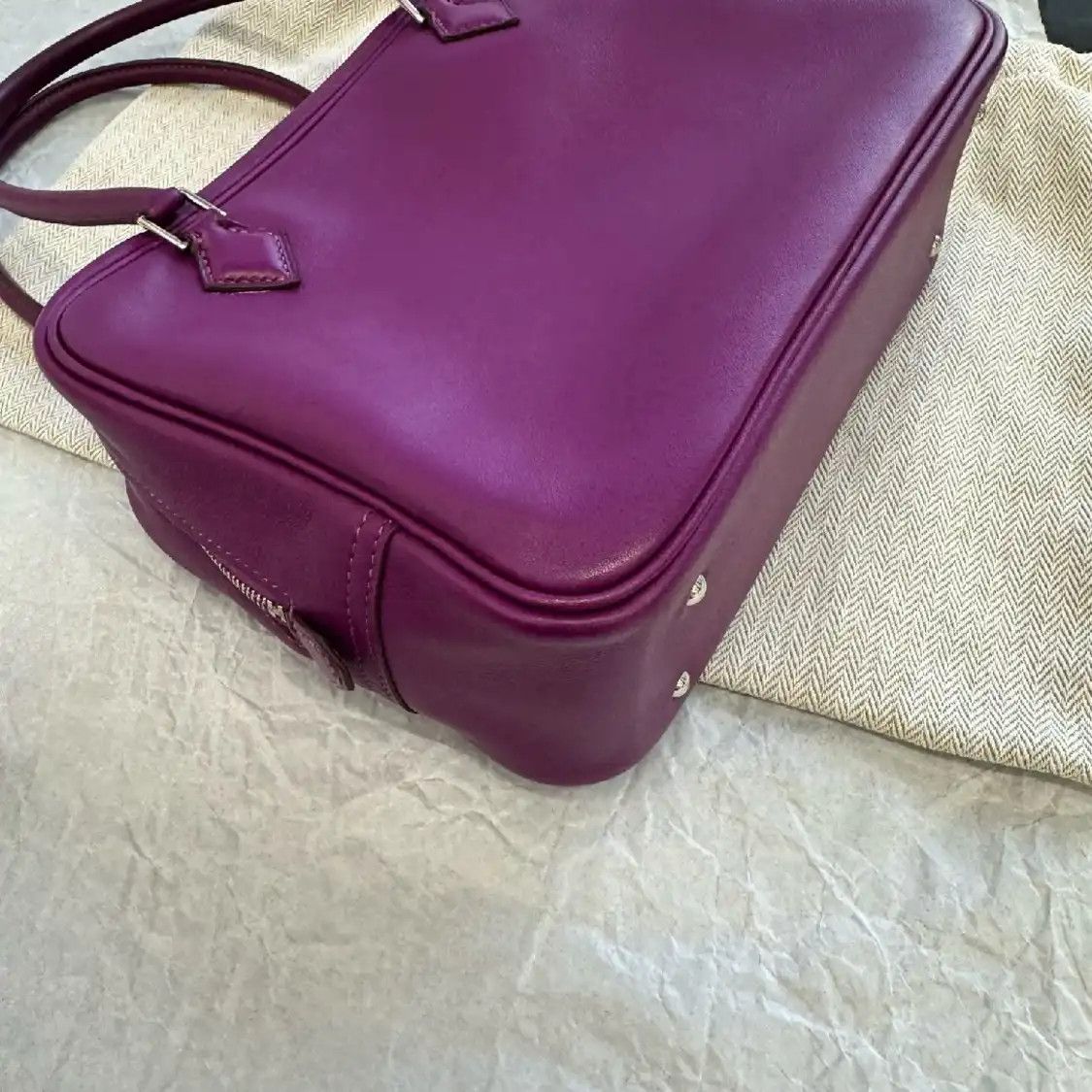 Hermes Hermes Plume Small rose purple sheepskin handbag silver hardware Size ONE SIZE - 10 Thumbnail