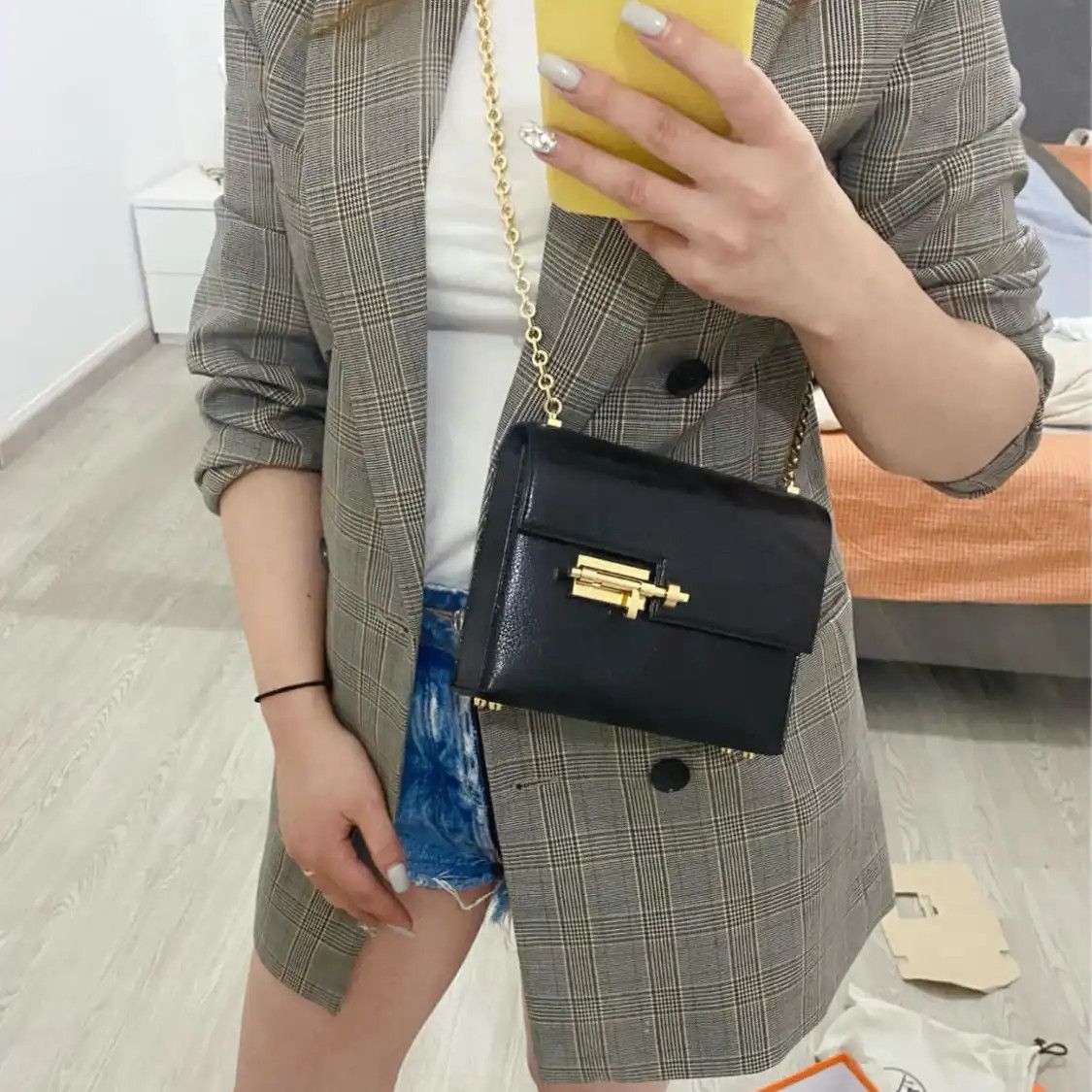 Hermes Hermes Verrou 17 black Chèvre Mysore goatskin bolt bag Verrou crossbody bag gold Size ONE SIZE - 2 Thumbnail