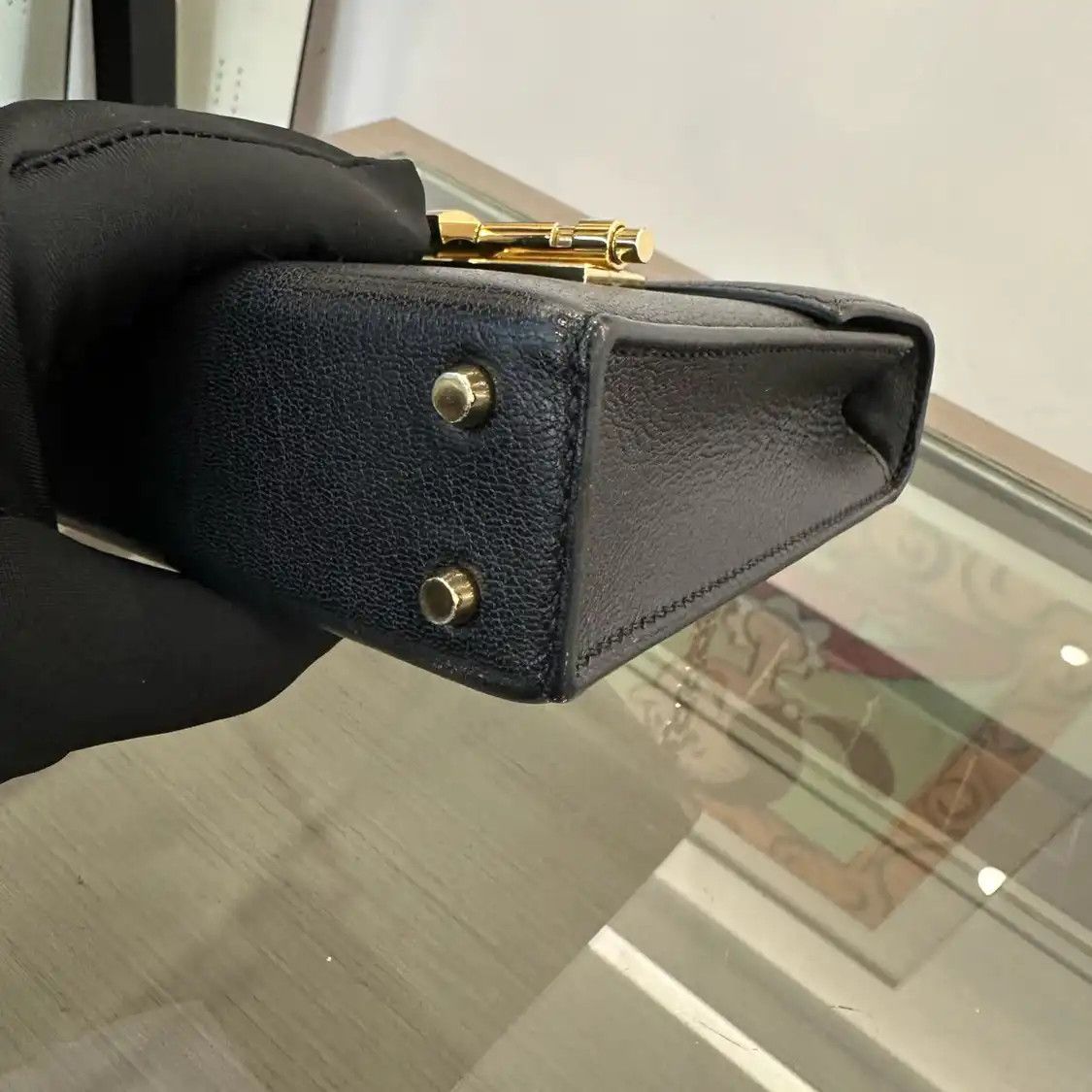 Hermes Hermes Verrou 17 black Chèvre Mysore goatskin bolt bag Verrou crossbody bag gold Size ONE SIZE - 7 Thumbnail