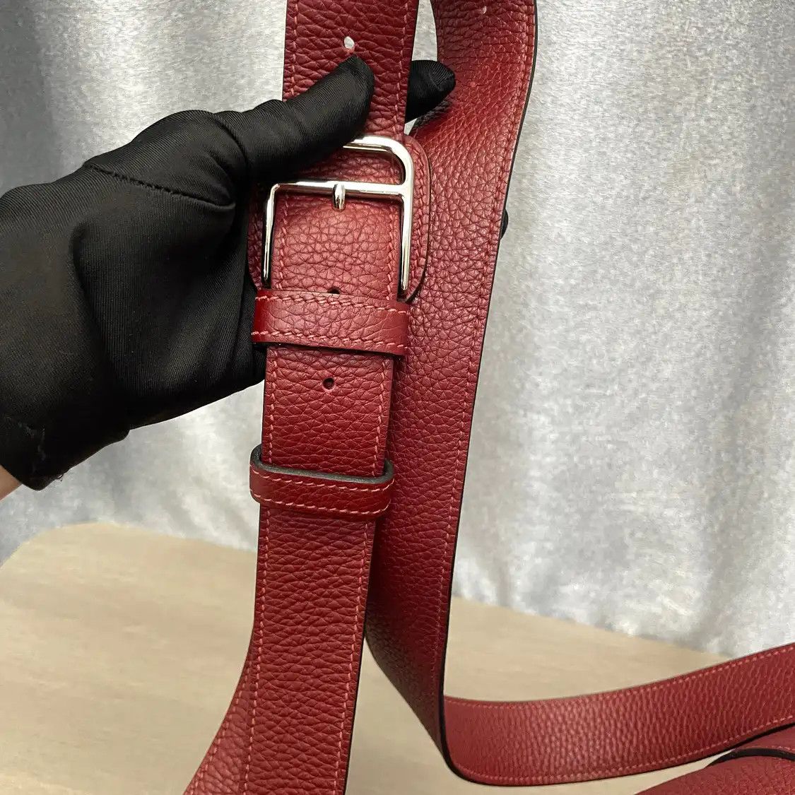 Hermes Hermes Steve Wine Red Clemence cowhide leather crossbody bag silver hardware Size ONE SIZE - 6 Thumbnail