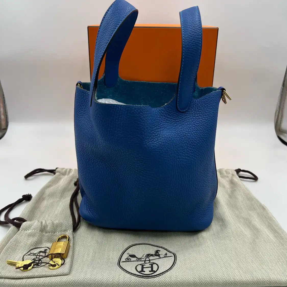 Hermes Hermes Picotin Lock 18 Prussian Blue Clemence cowhide leather picotin handbag go Size ONE SIZE - 7 Thumbnail